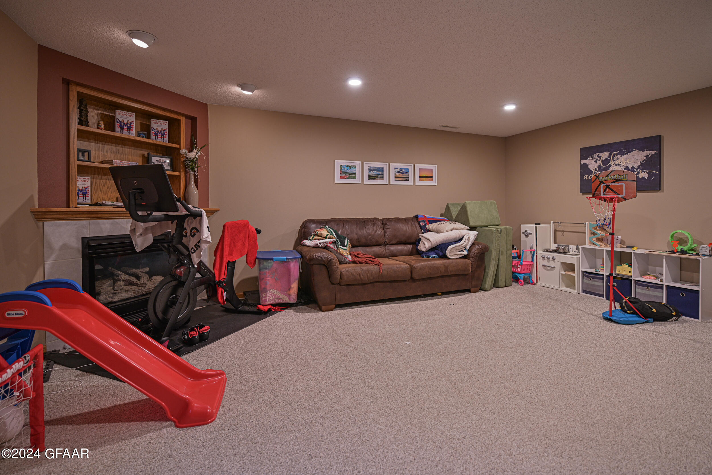 4520 HOMESTEAD Circle