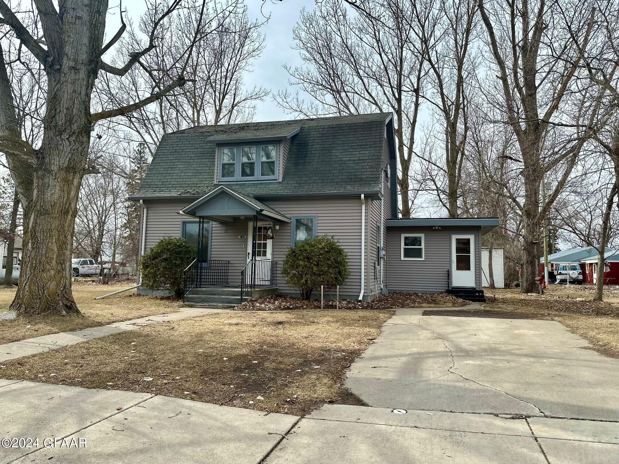 230 STATE Street NE, McIntosh