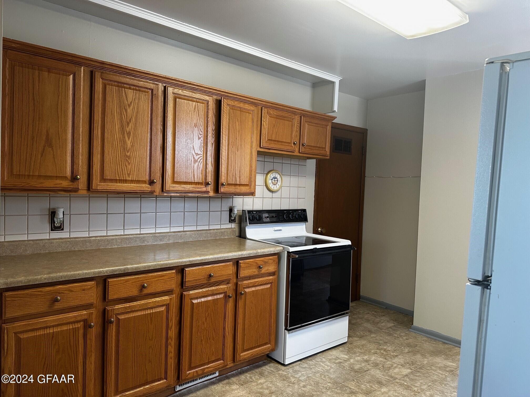 230 STATE Street NE, McIntosh