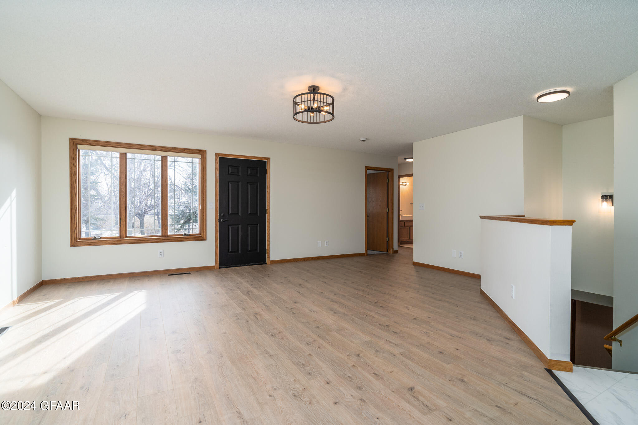 5077 WEST ELM Court