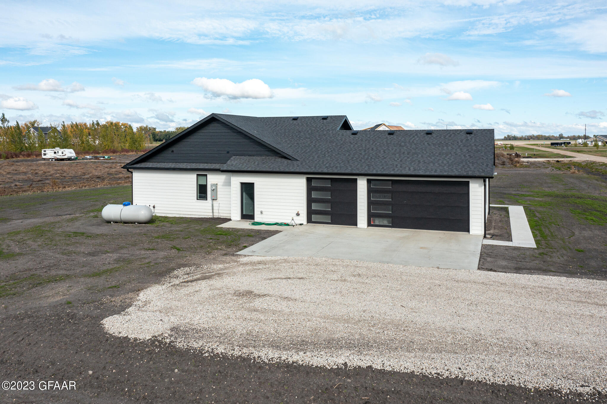 3676 DONNA Drive