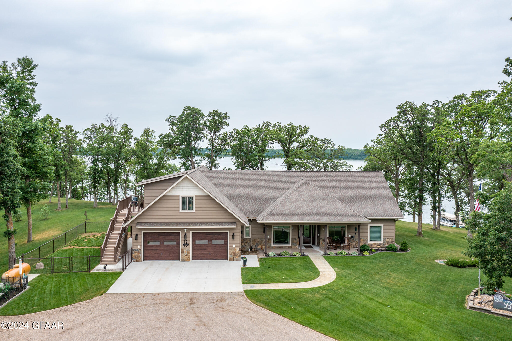 34305 OAK LAKE Circle SE