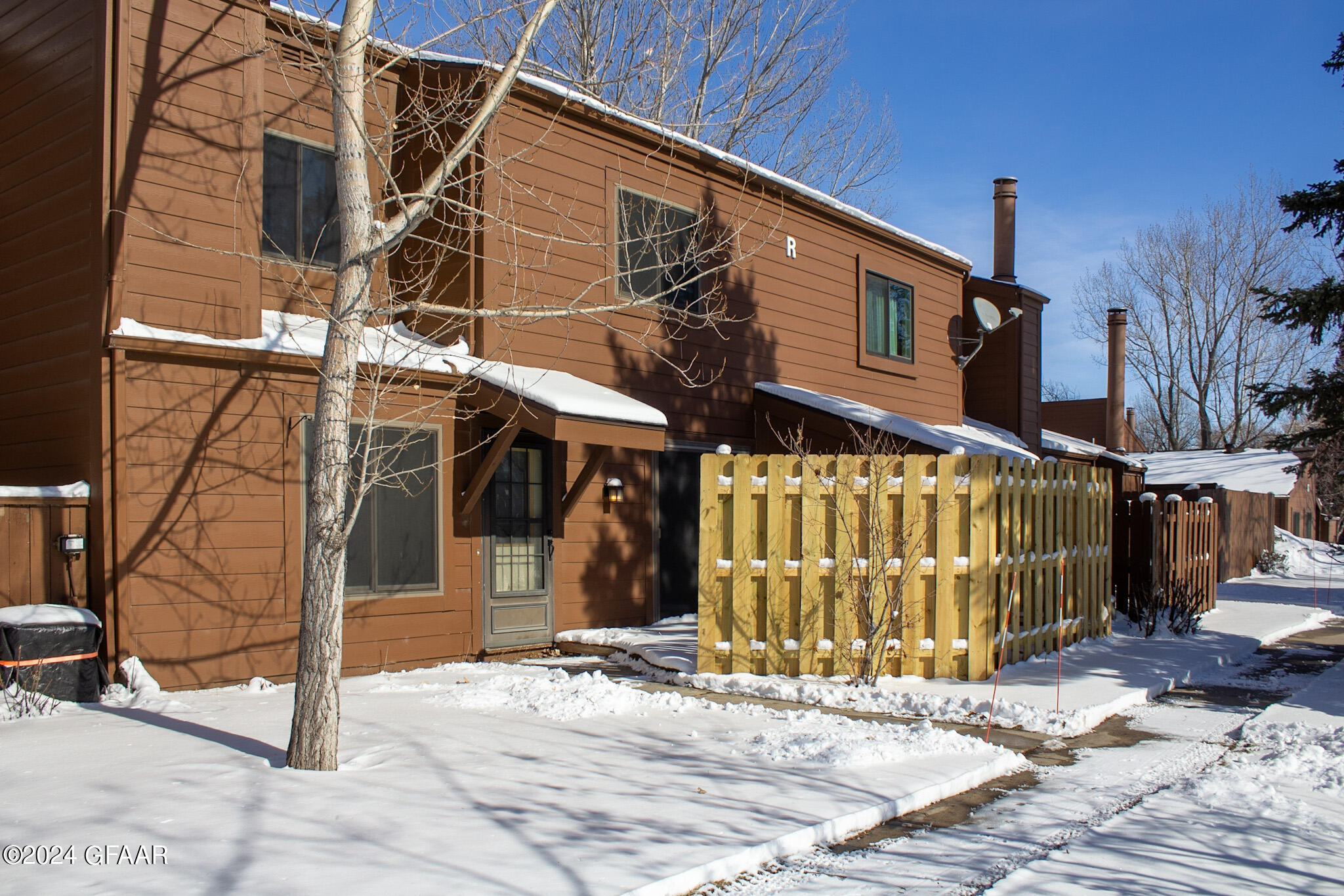 3720 CHERRY Street, R71