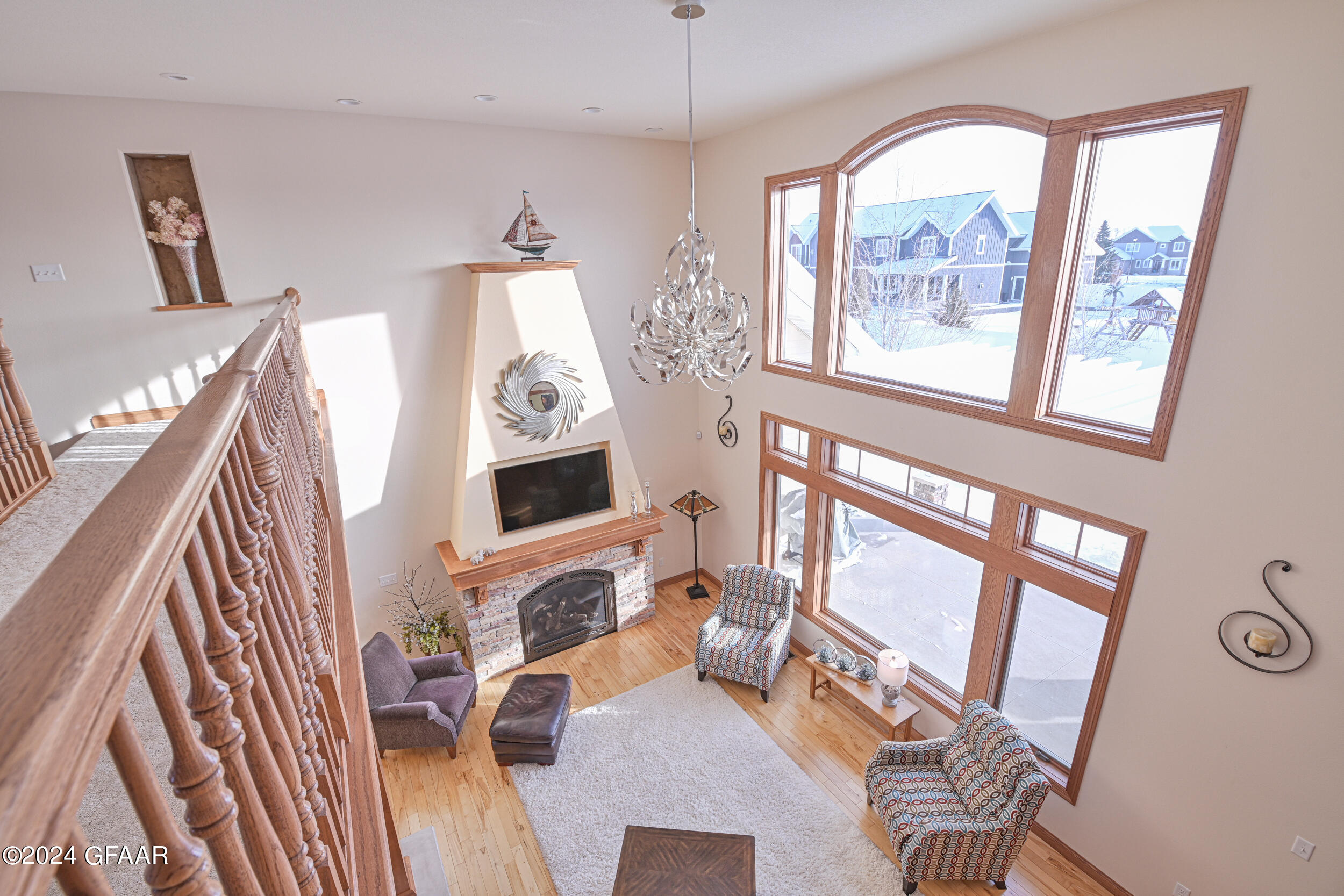 668 VINEYARD Drive