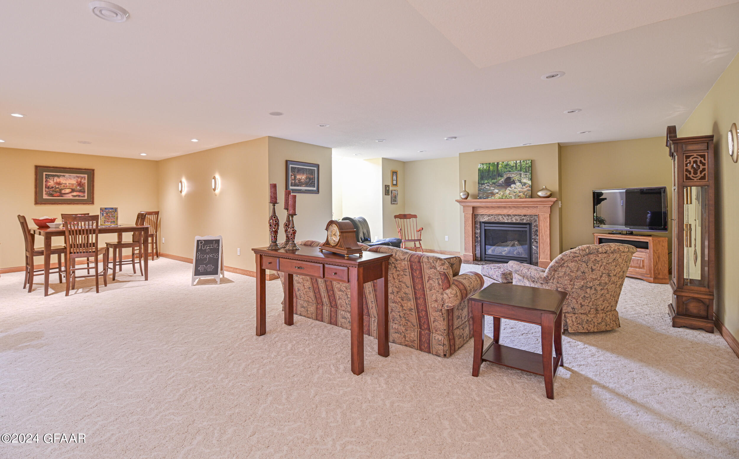 668 VINEYARD Drive