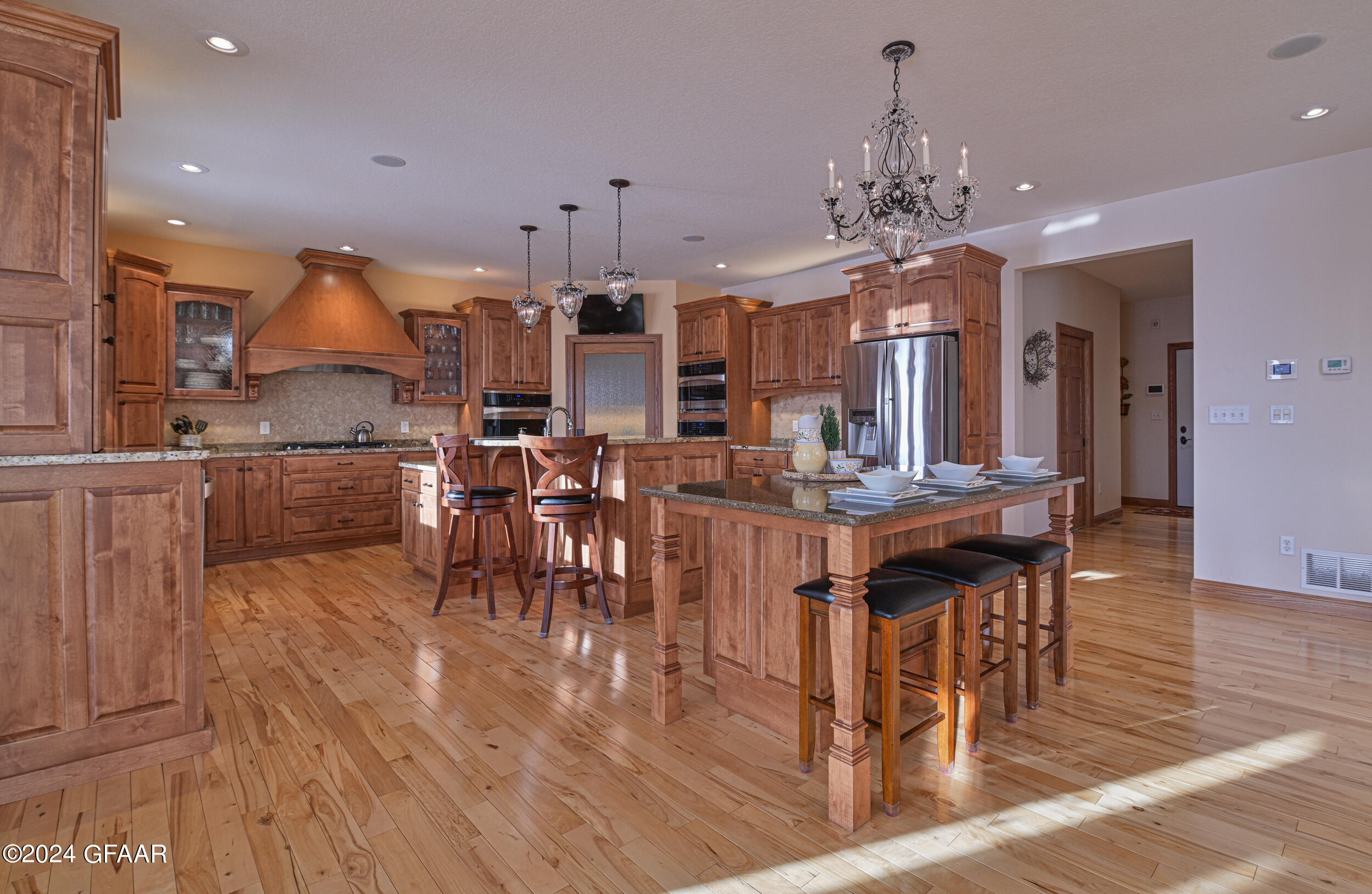 668 VINEYARD Drive