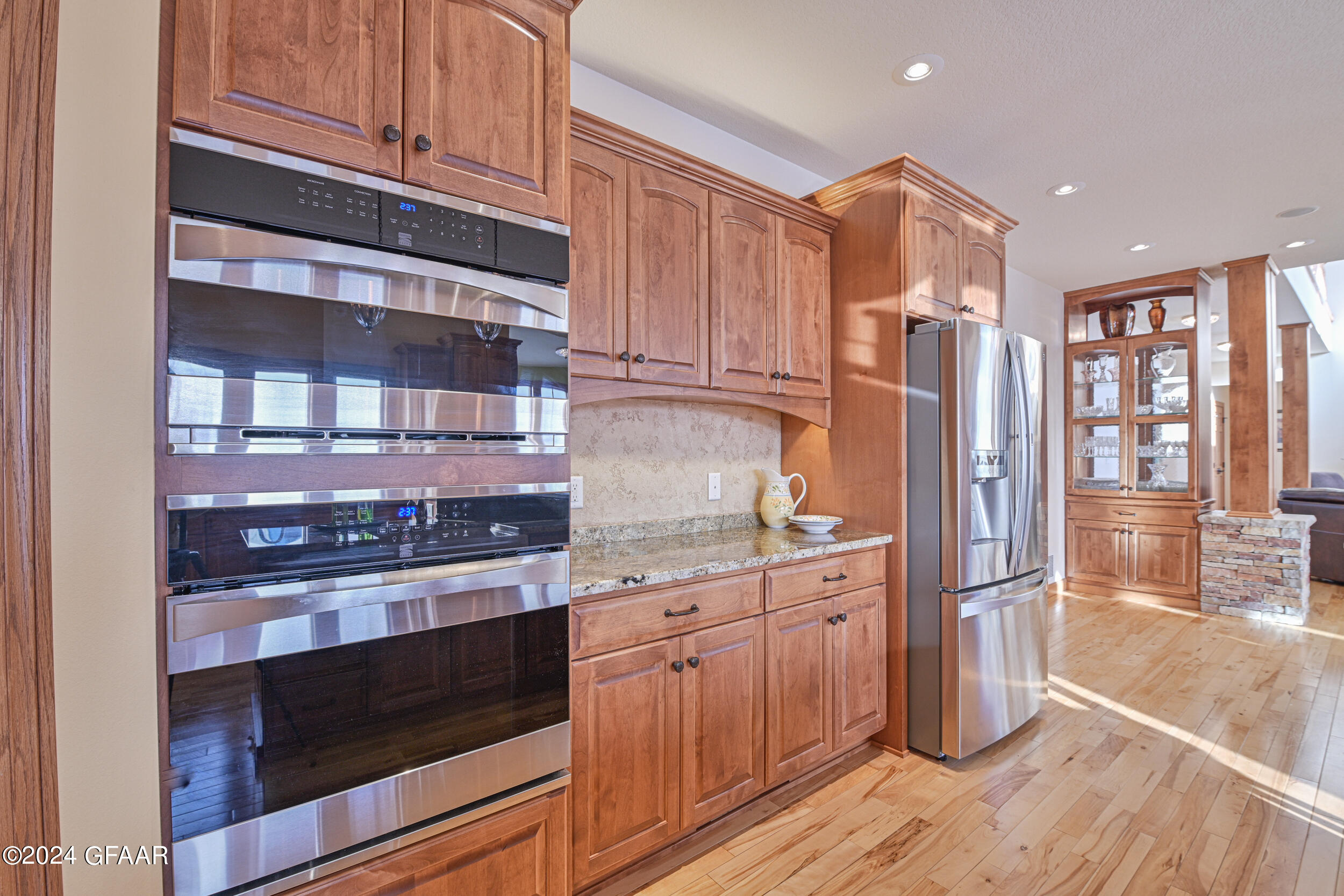 668 VINEYARD Drive