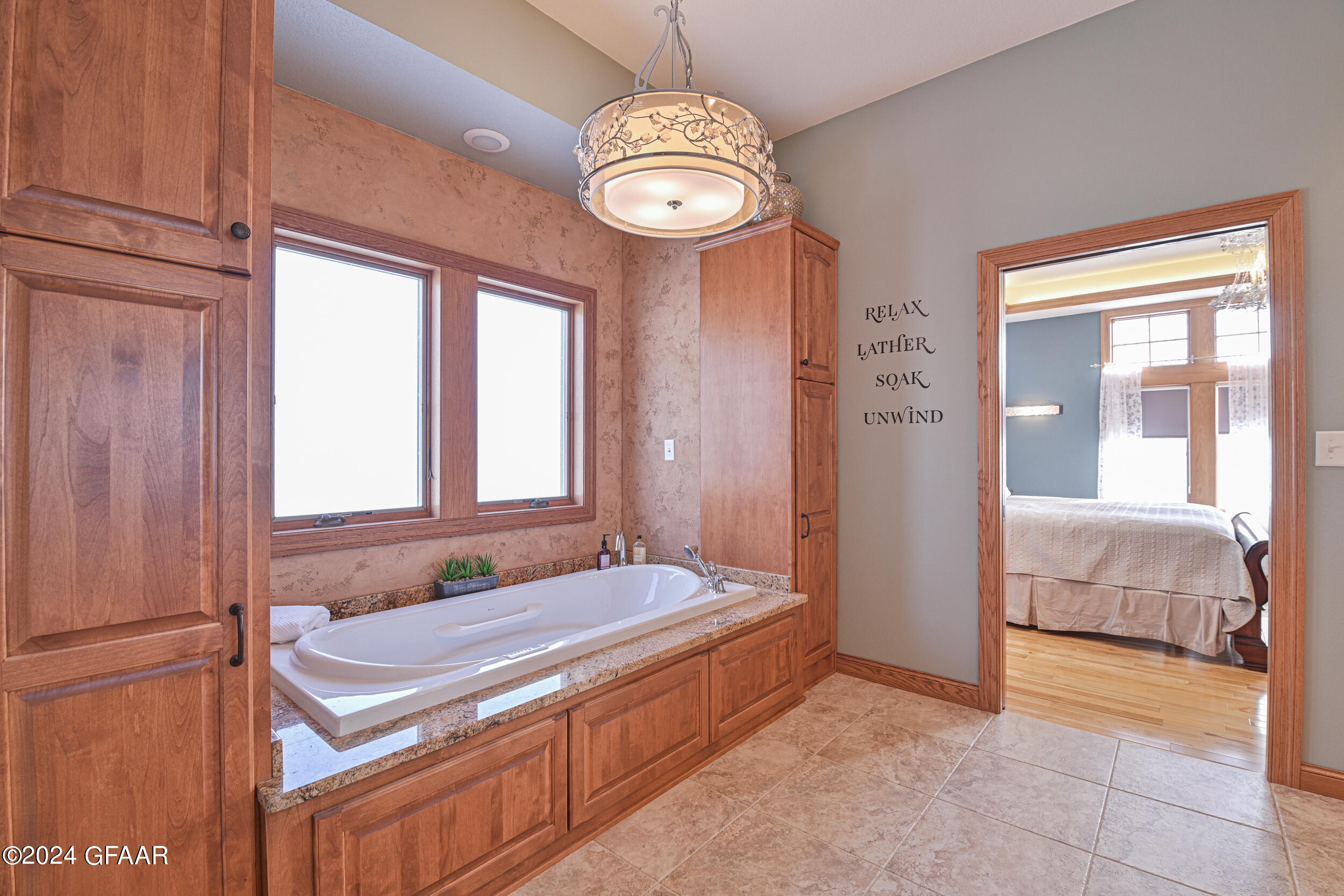 668 VINEYARD Drive