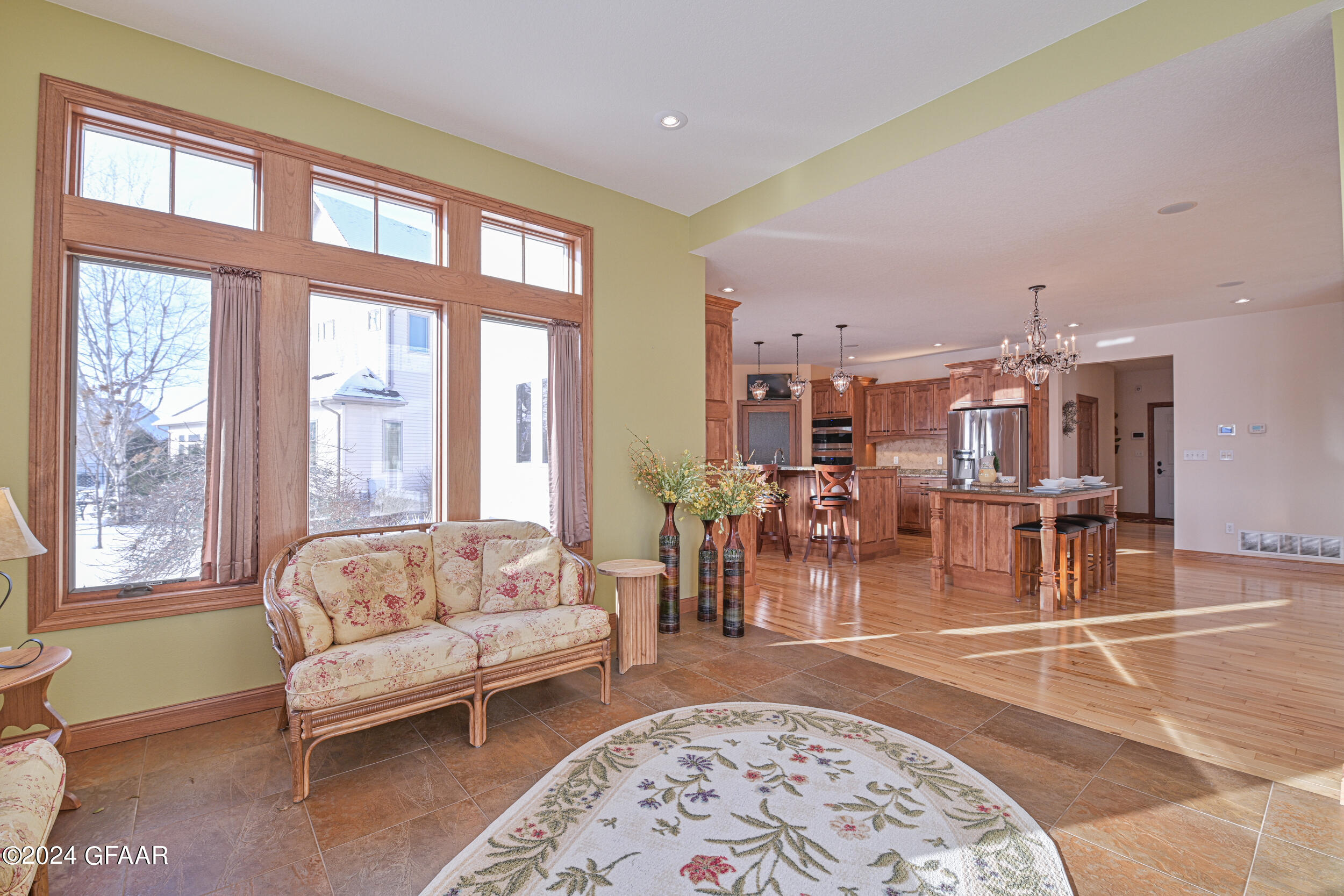 668 VINEYARD Drive