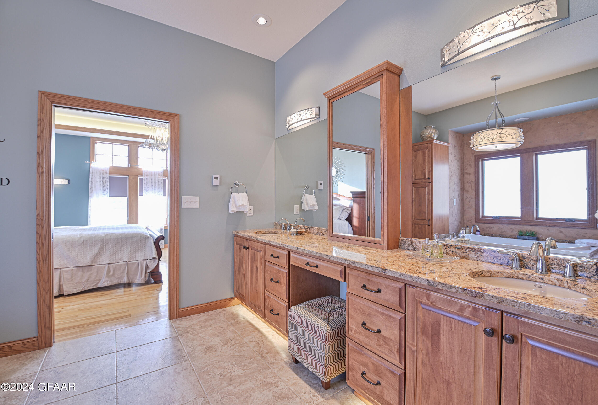 668 VINEYARD Drive