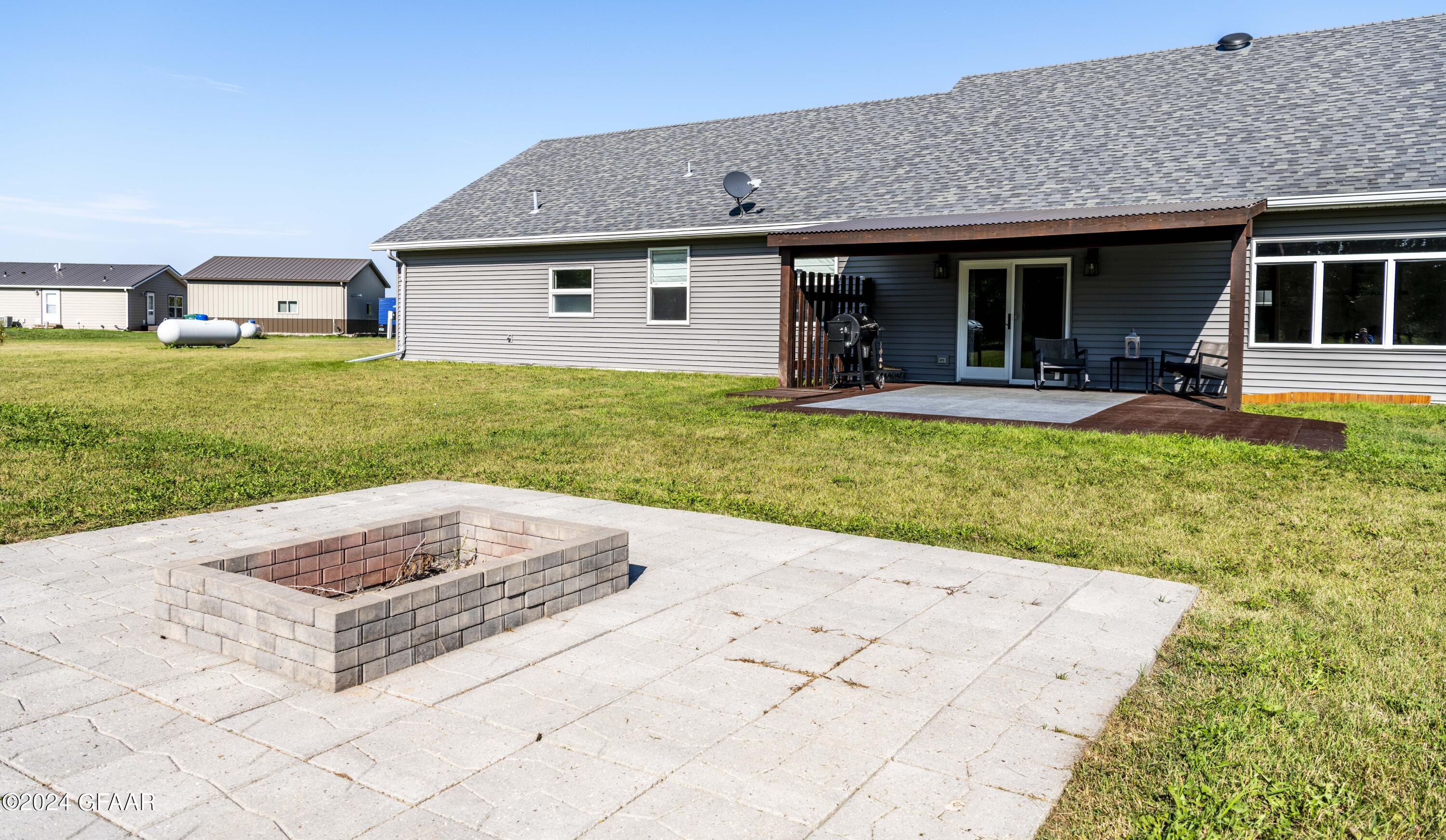 1091 MORNING DOVE Drive NE