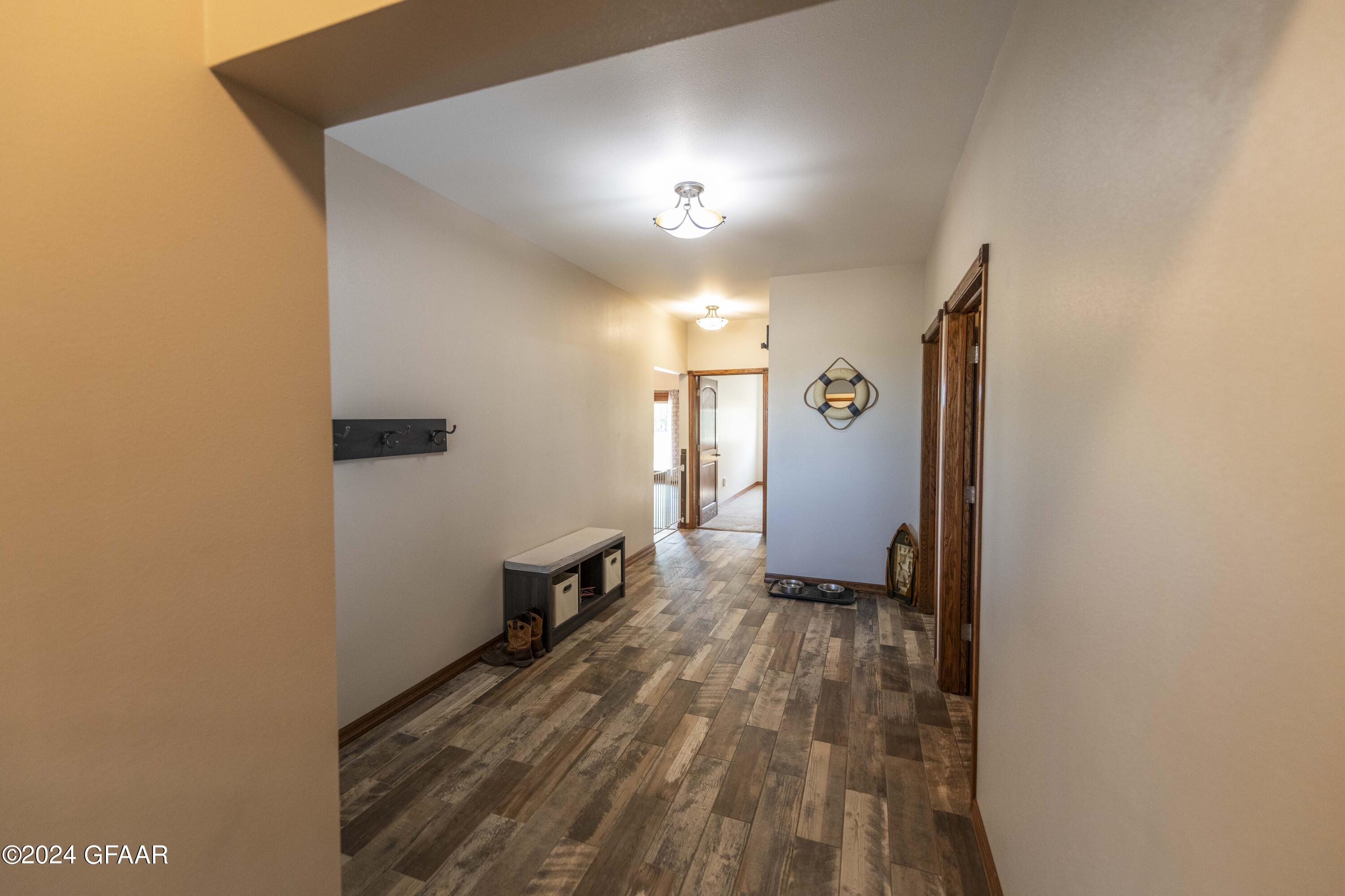 1091 MORNING DOVE Drive NE