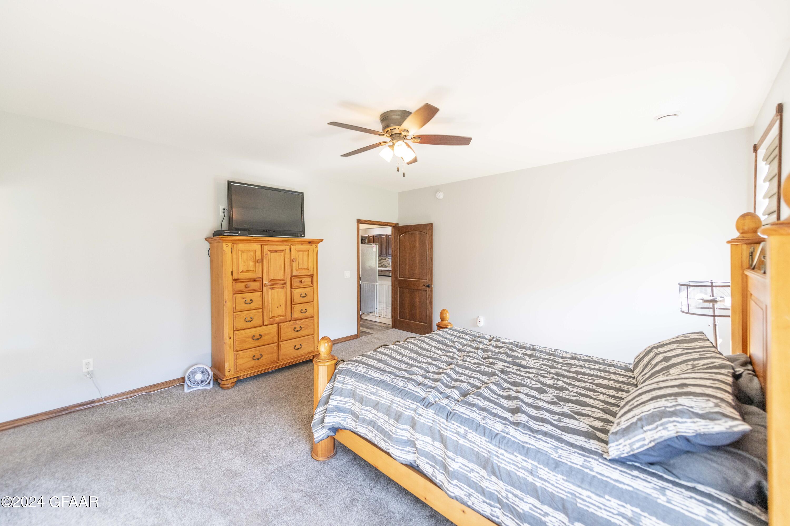 1091 MORNING DOVE Drive NE