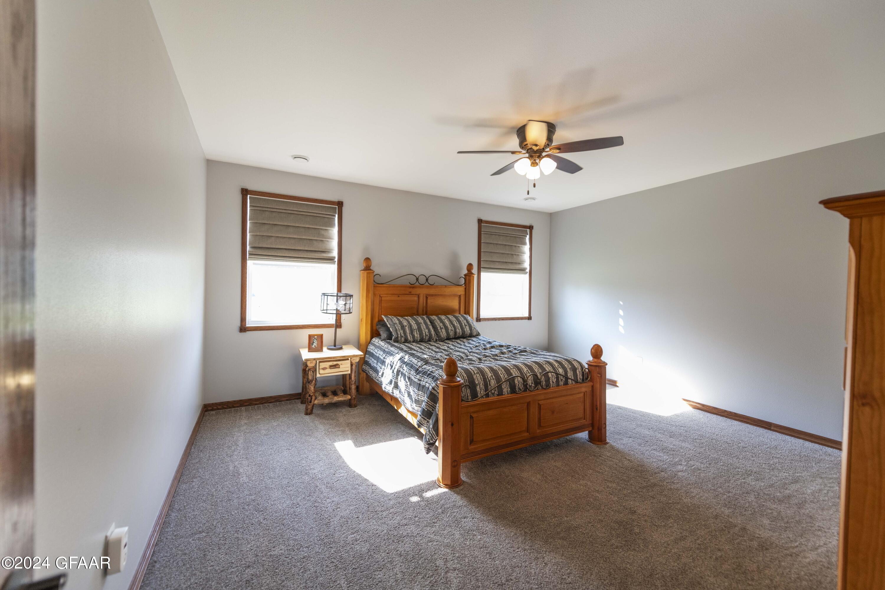 1091 MORNING DOVE Drive NE