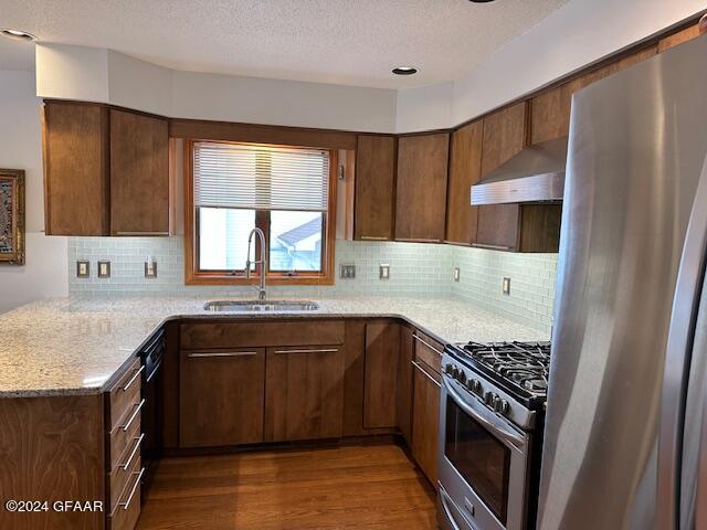 3297 DESERT STAR Lane