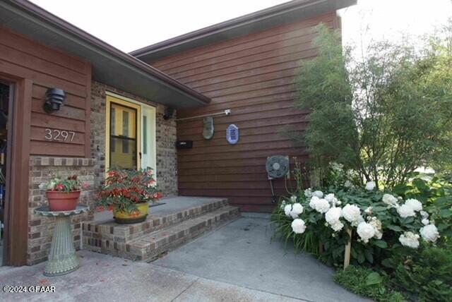 3297 DESERT STAR Lane