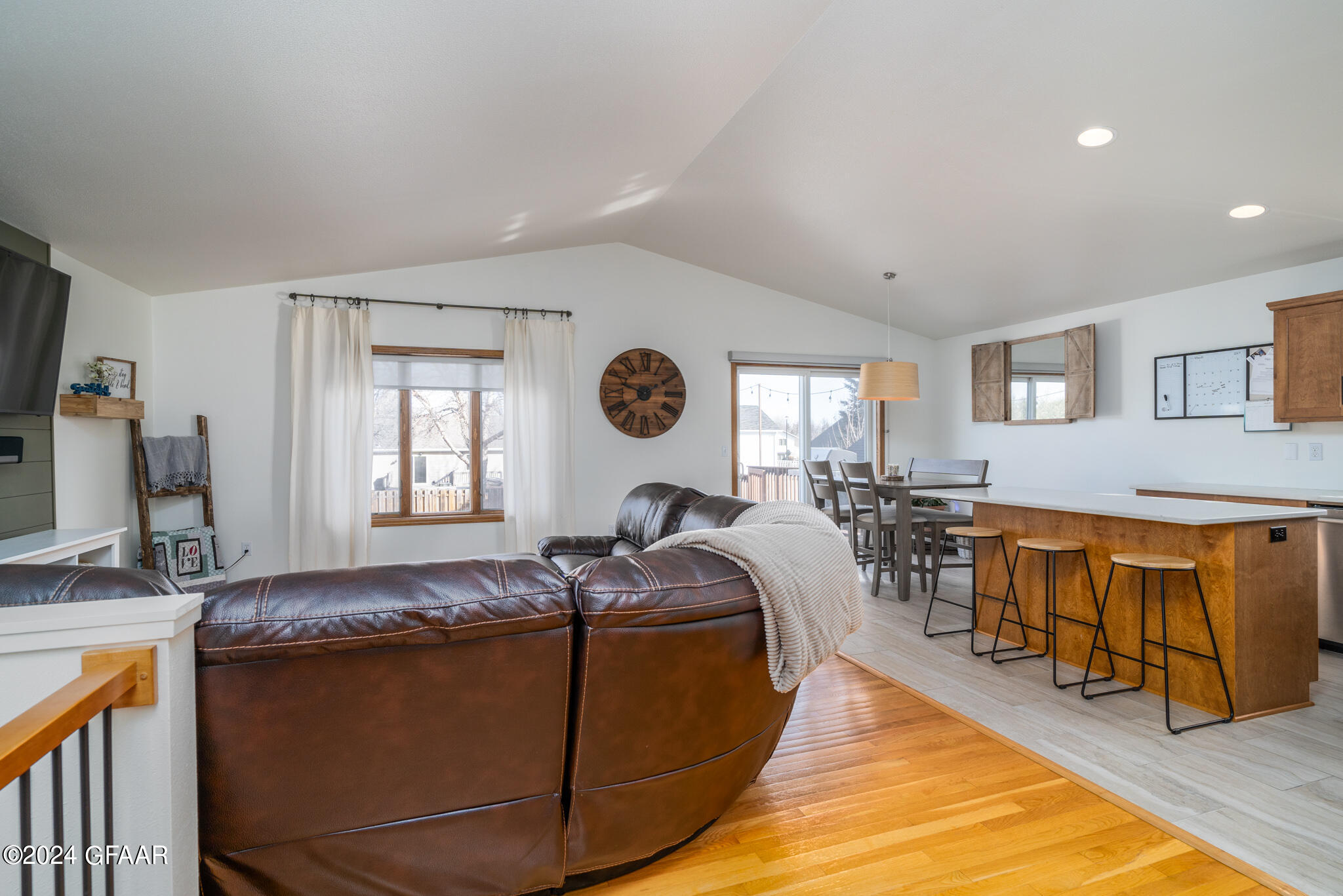686 MIGHTY ACRES Drive