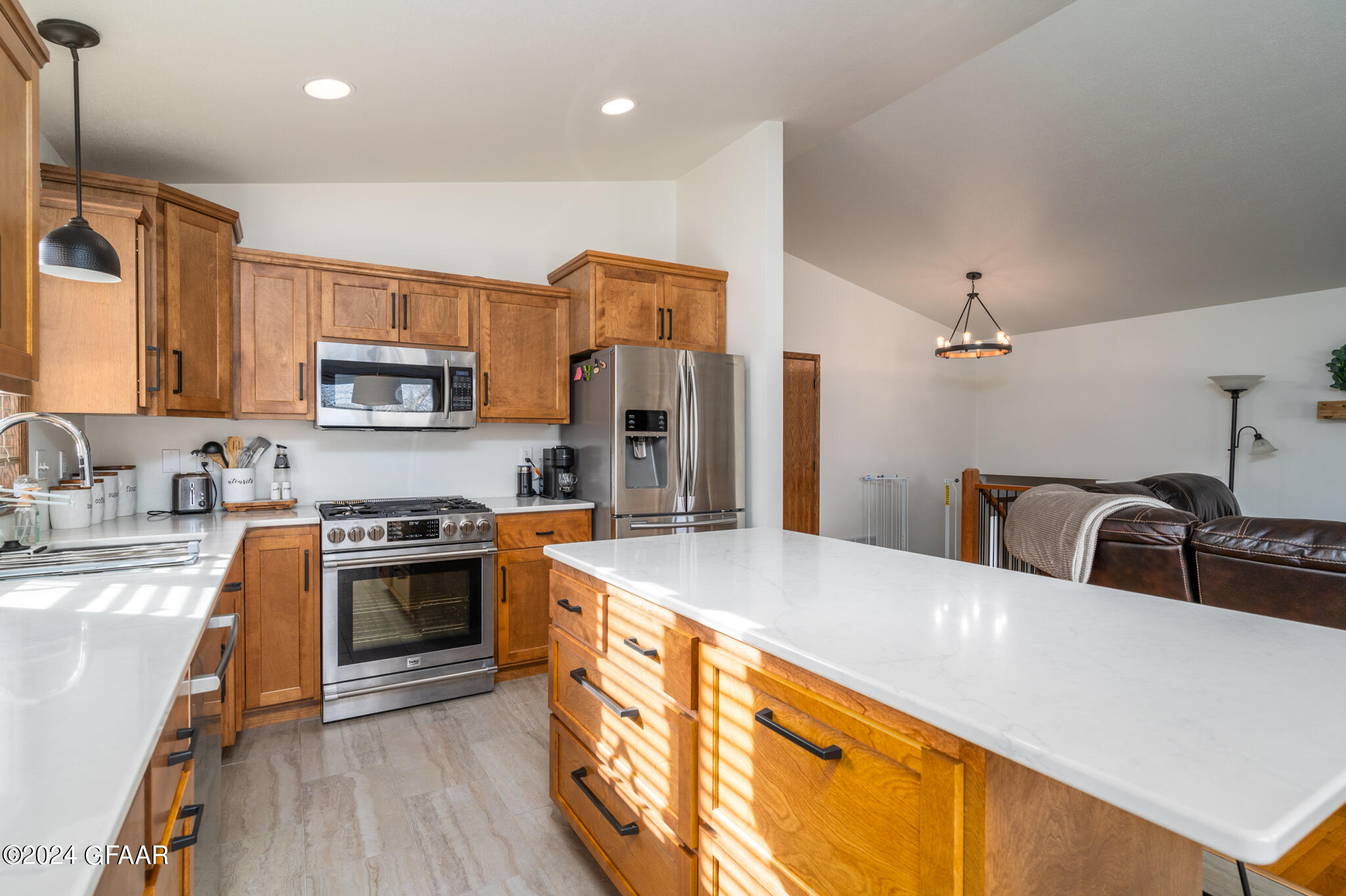 686 MIGHTY ACRES Drive