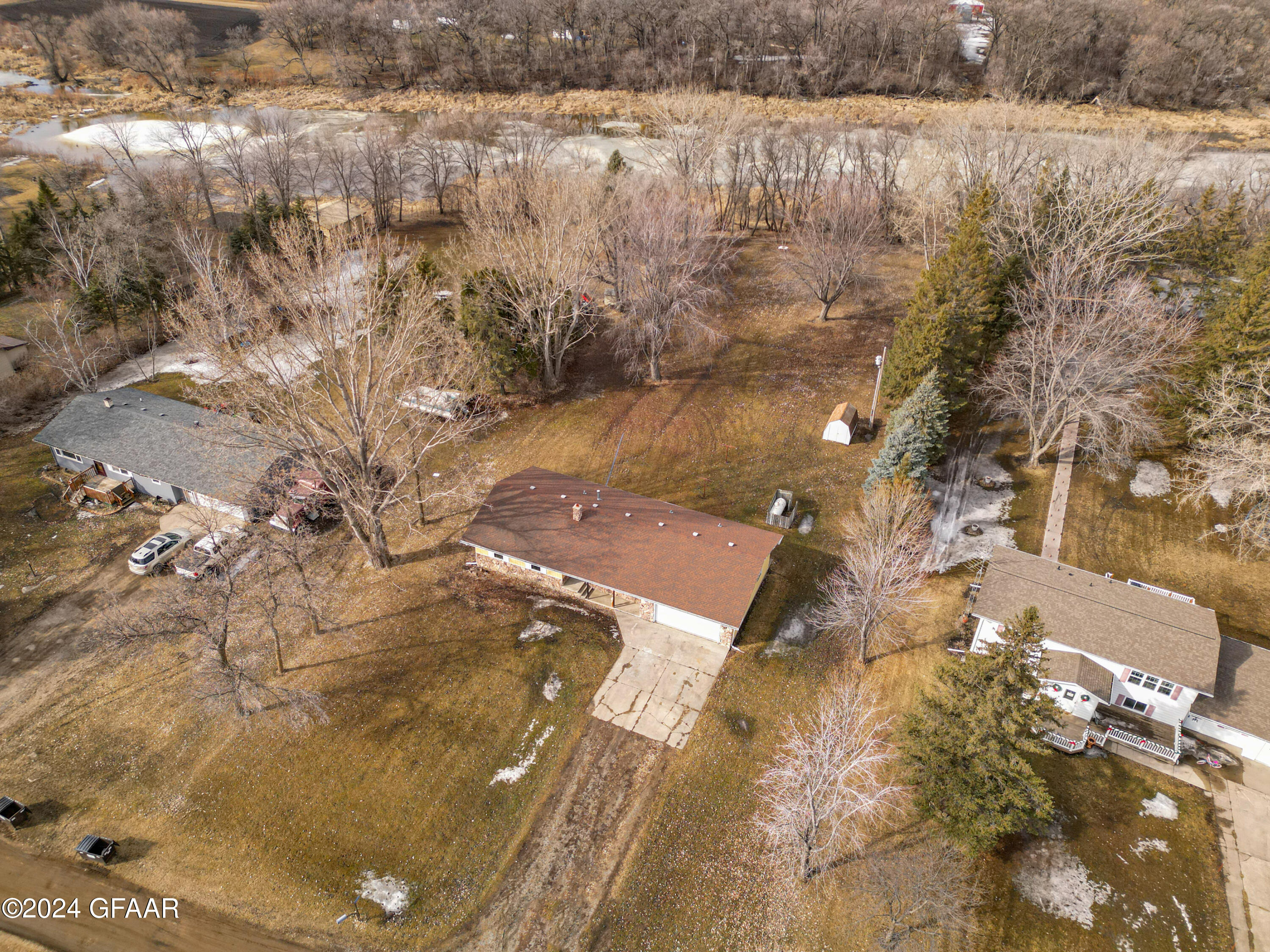 10211 452ND Avenue NW