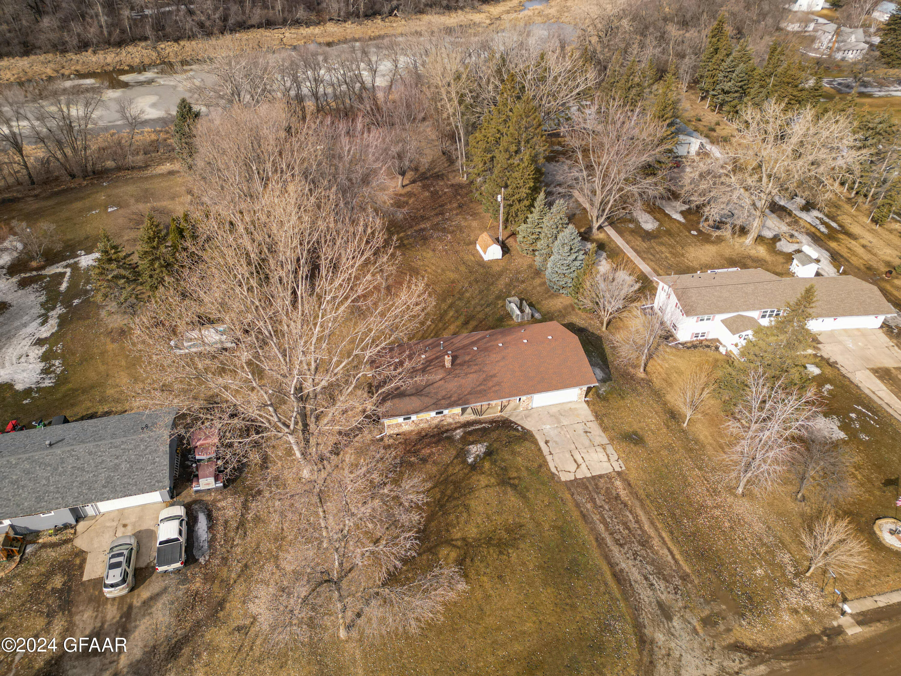 10211 452ND Avenue NW