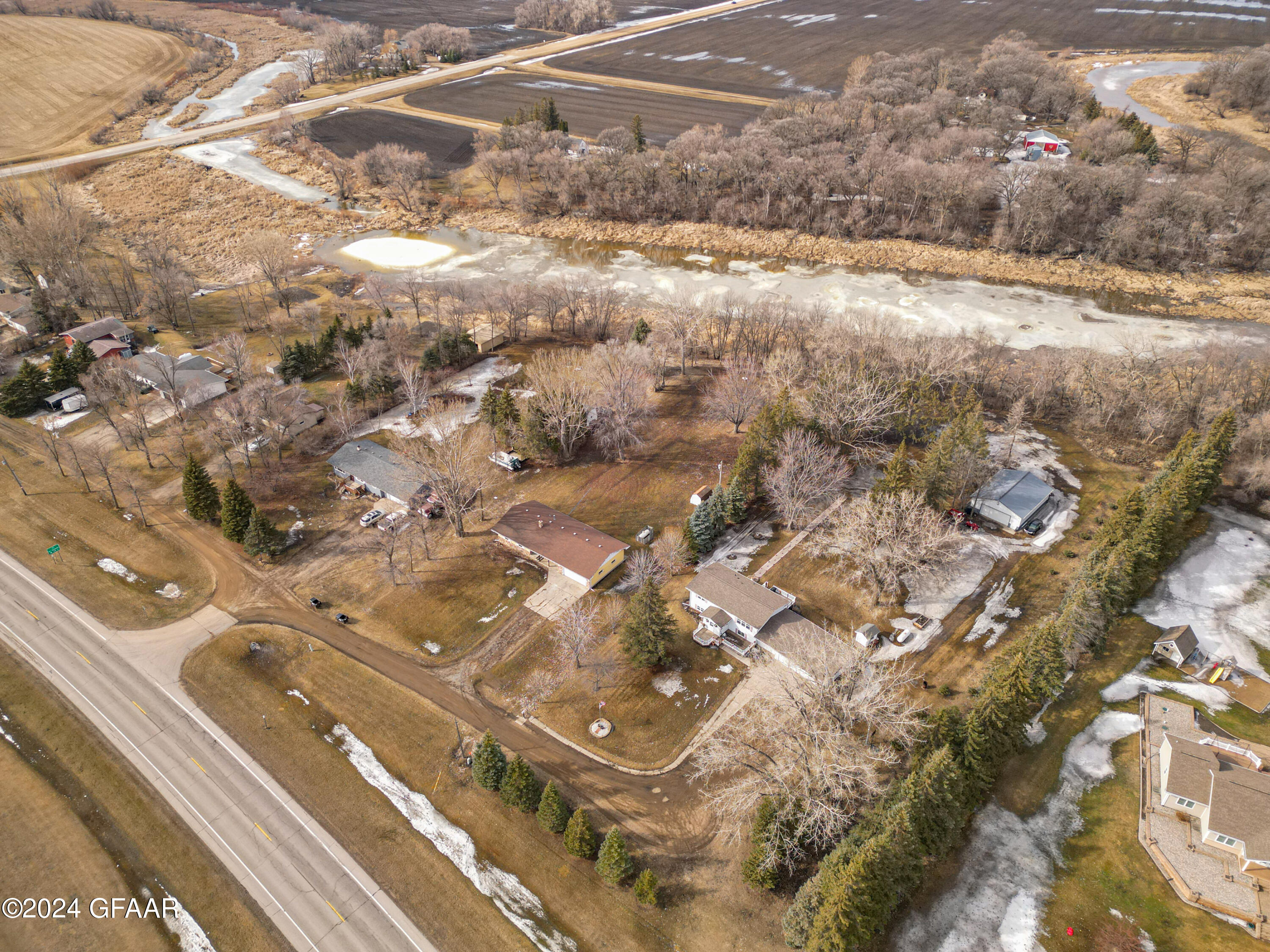 10211 452ND Avenue NW