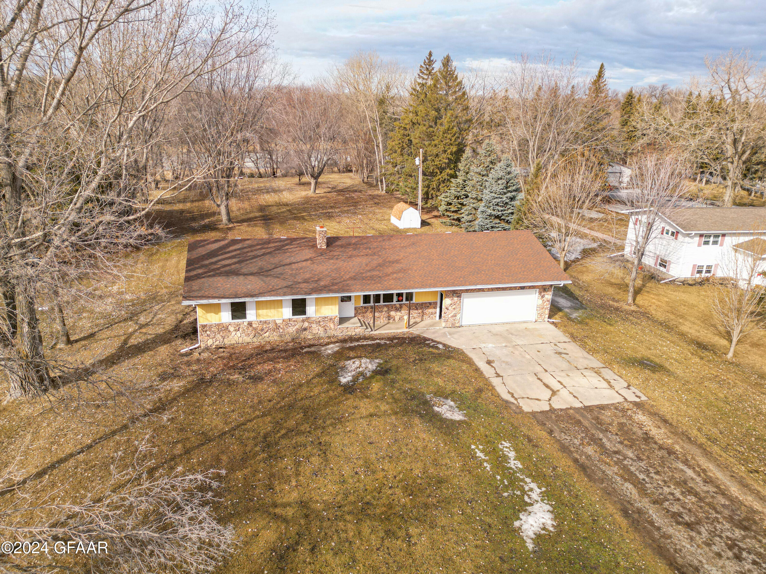 10211 452ND Avenue NW