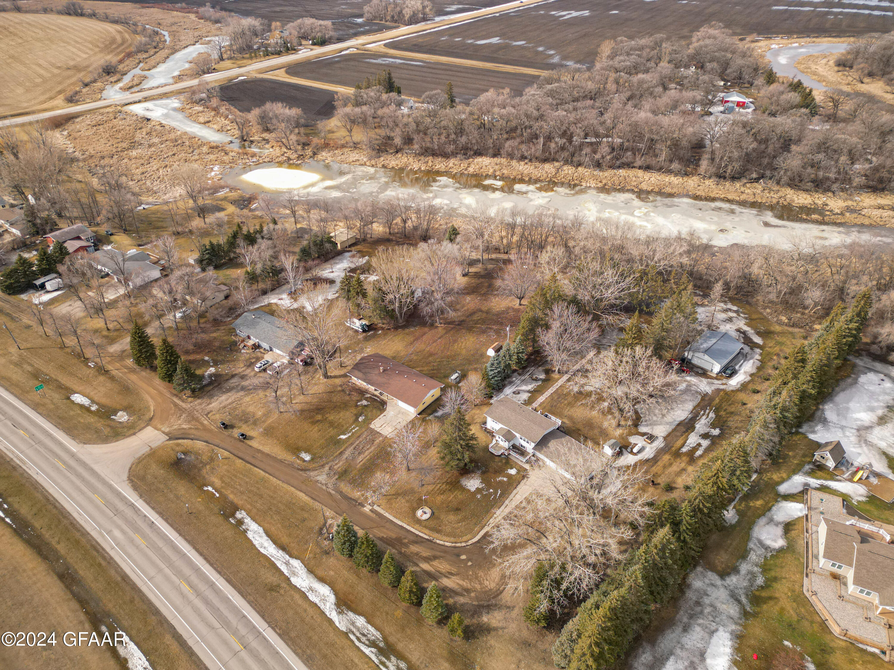 10211 452ND Avenue NW