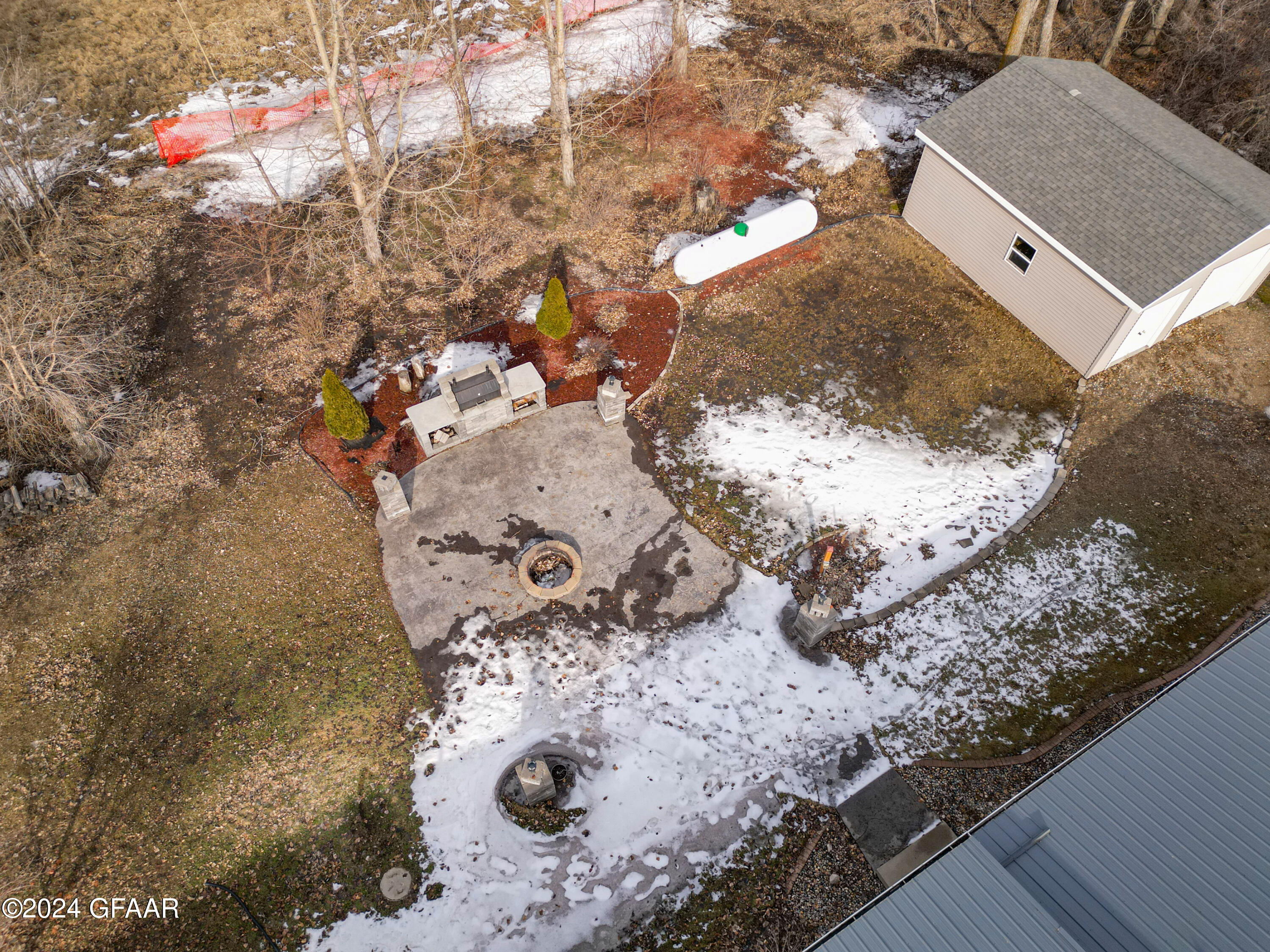 1220 EAGLE Avenue NE