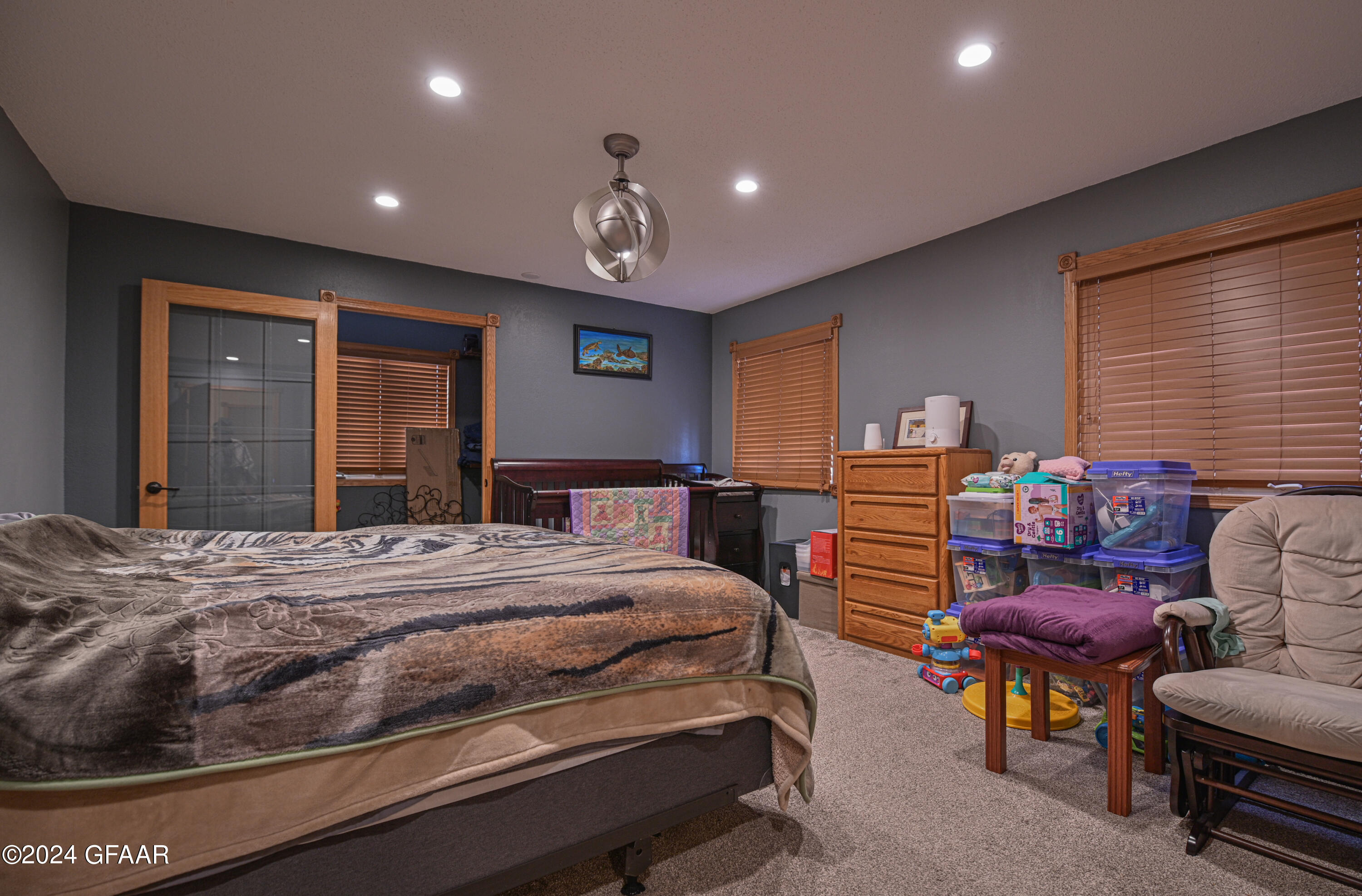 1220 EAGLE Avenue NE