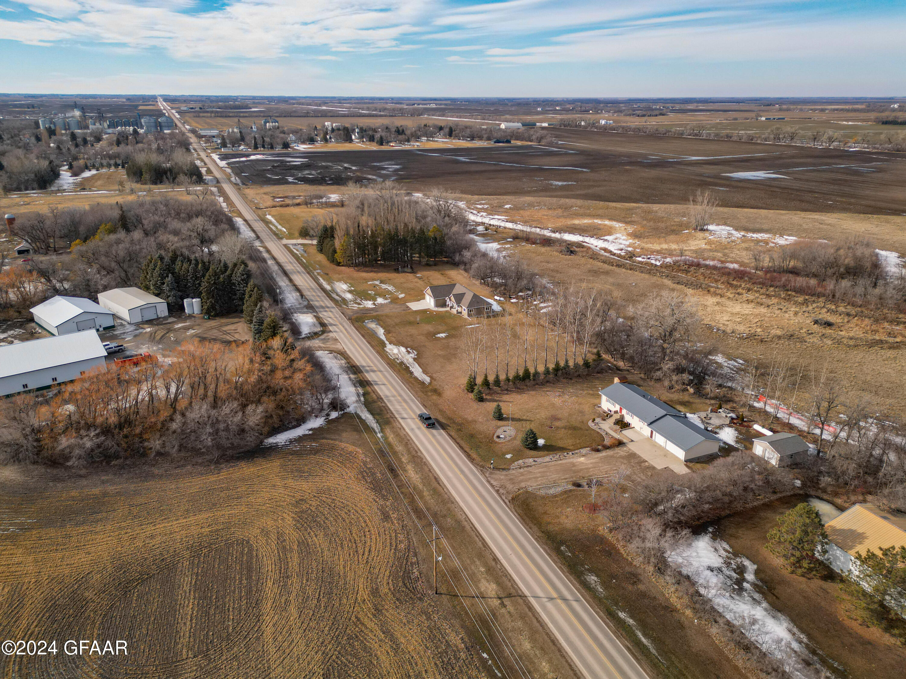 1220 EAGLE Avenue NE