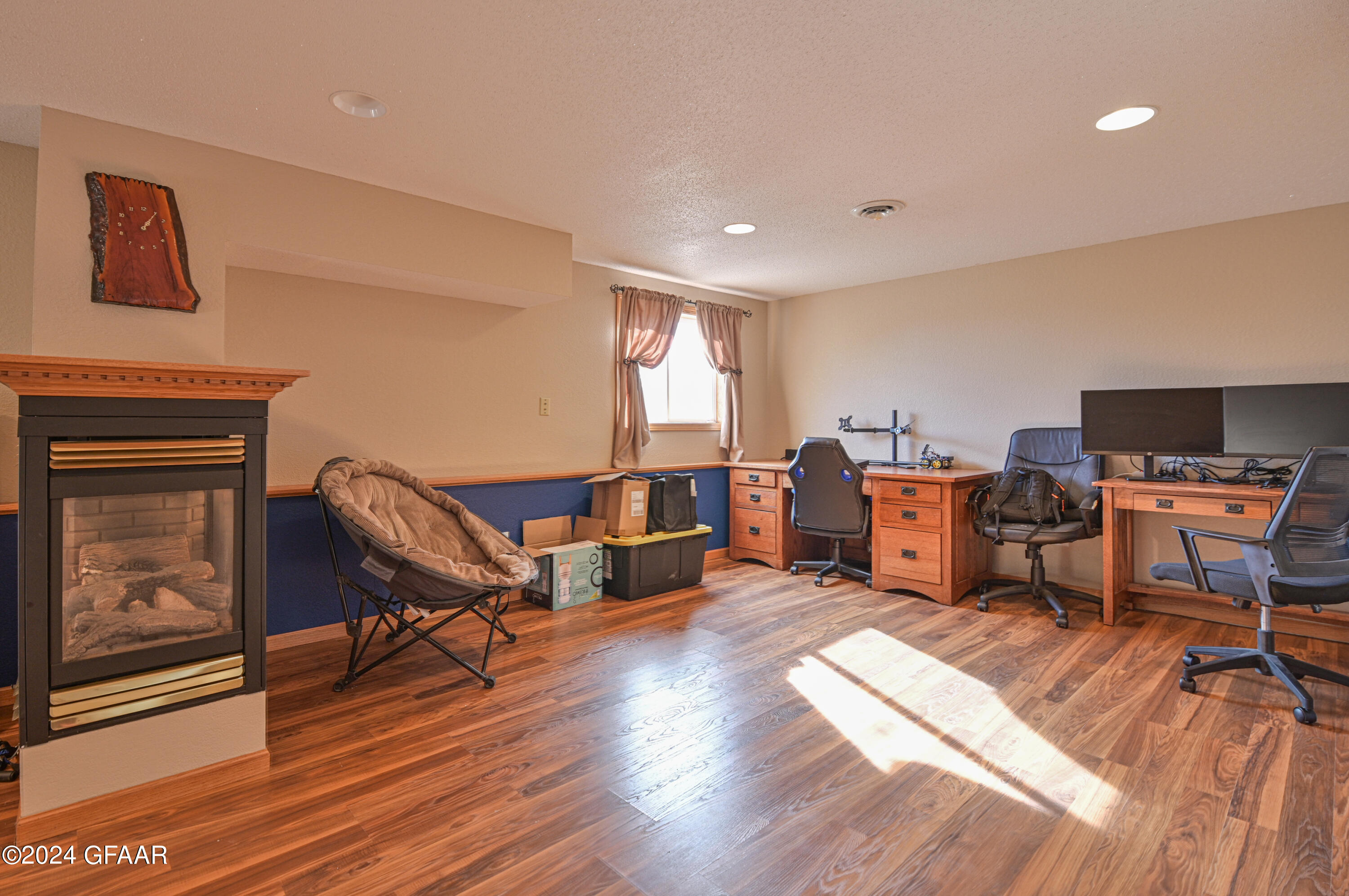 1220 EAGLE Avenue NE