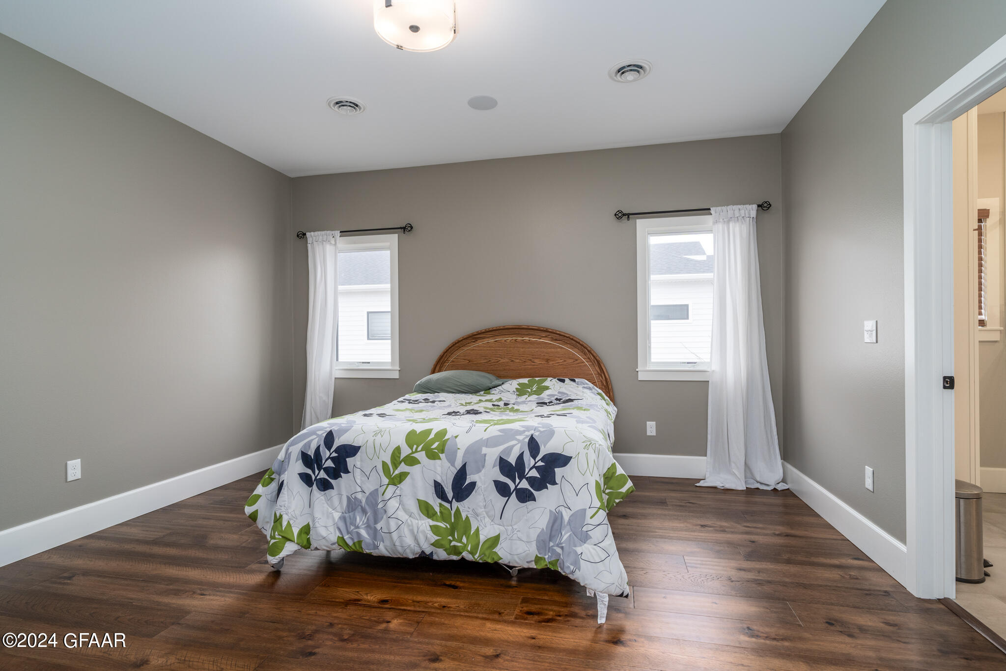 6166 CAMELLIA Circle