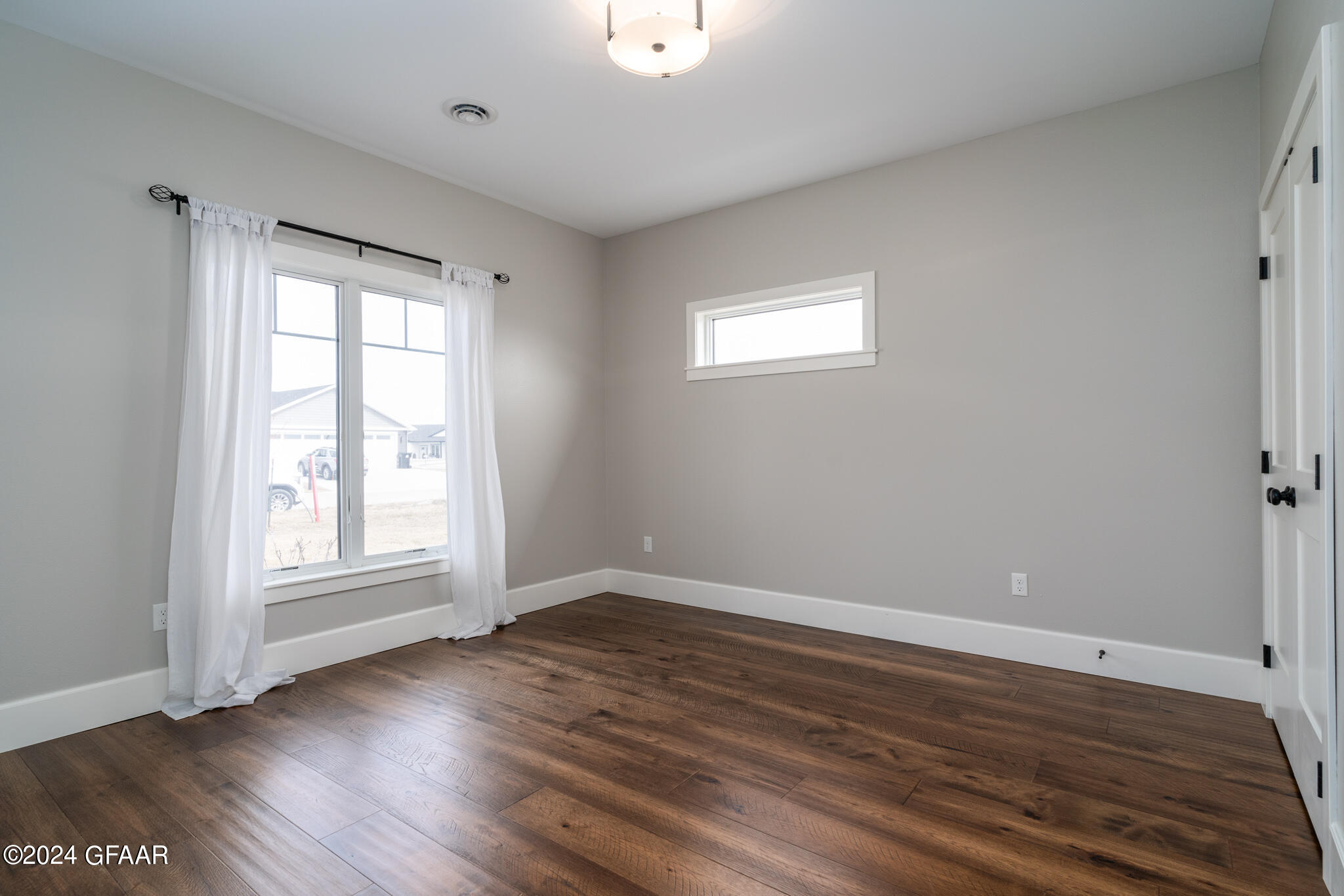 6166 CAMELLIA Circle