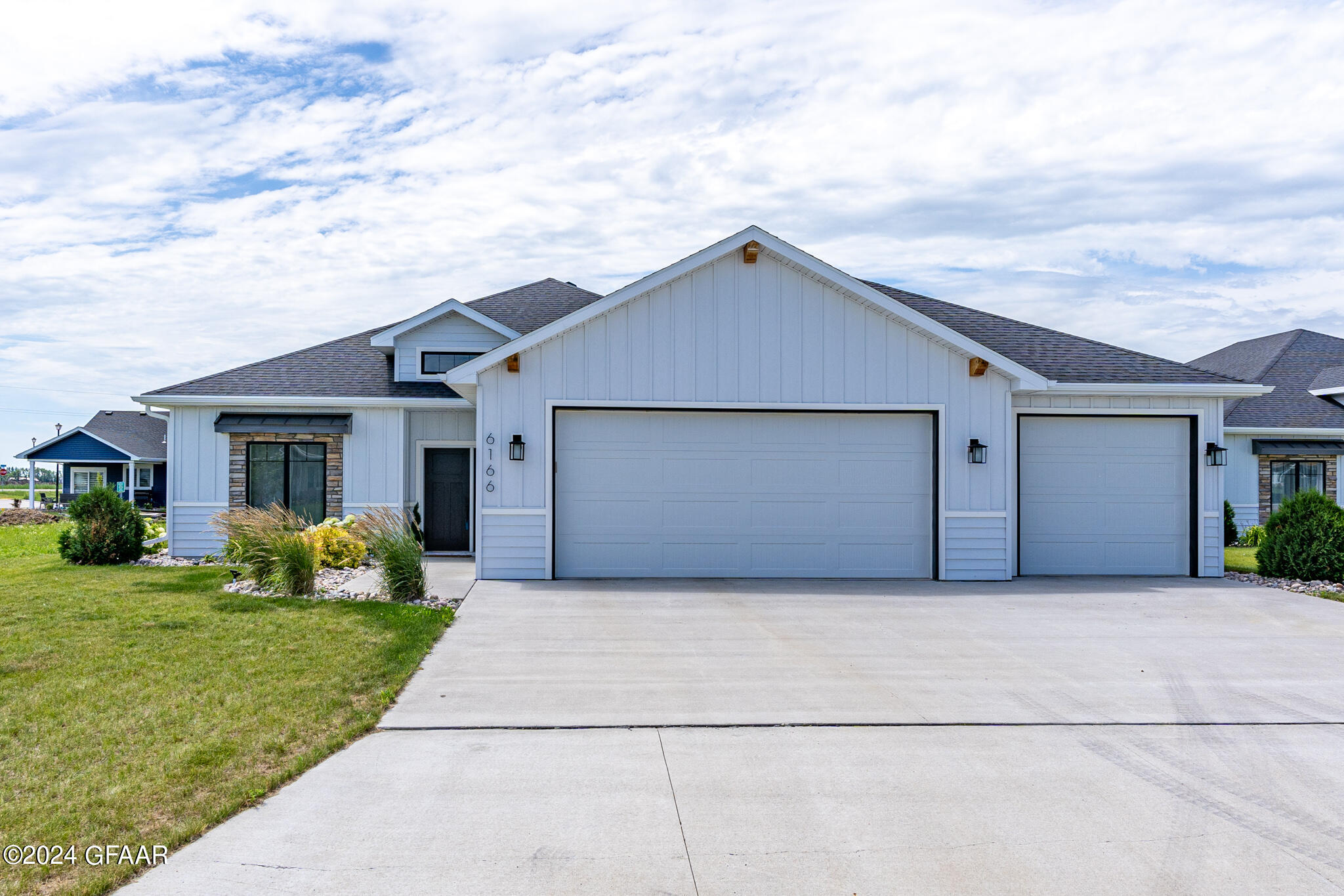 6166 CAMELLIA Circle