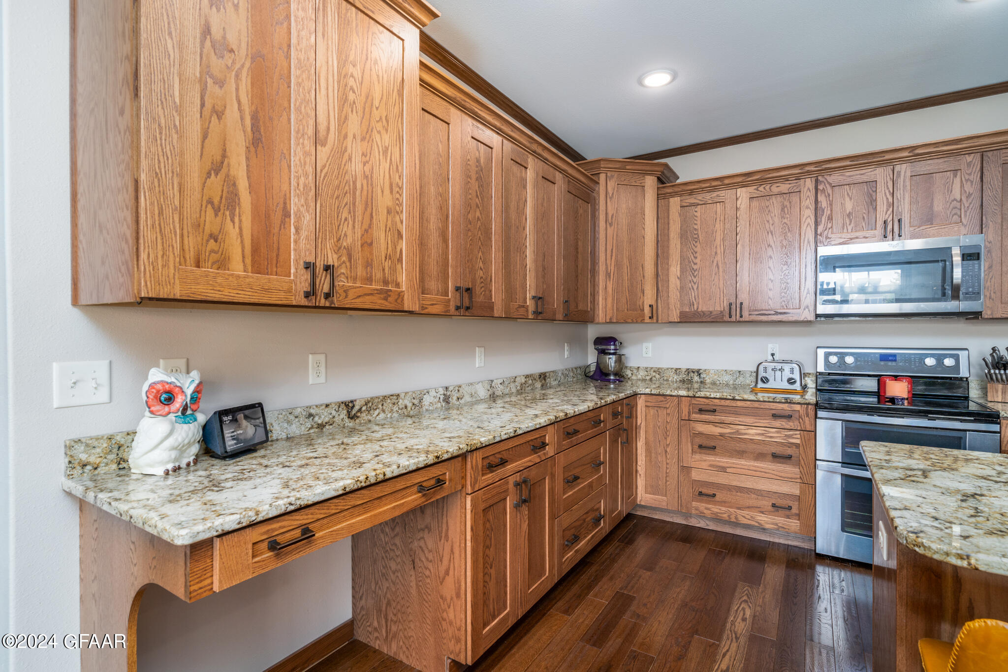 5525 ELM TWIG Drive