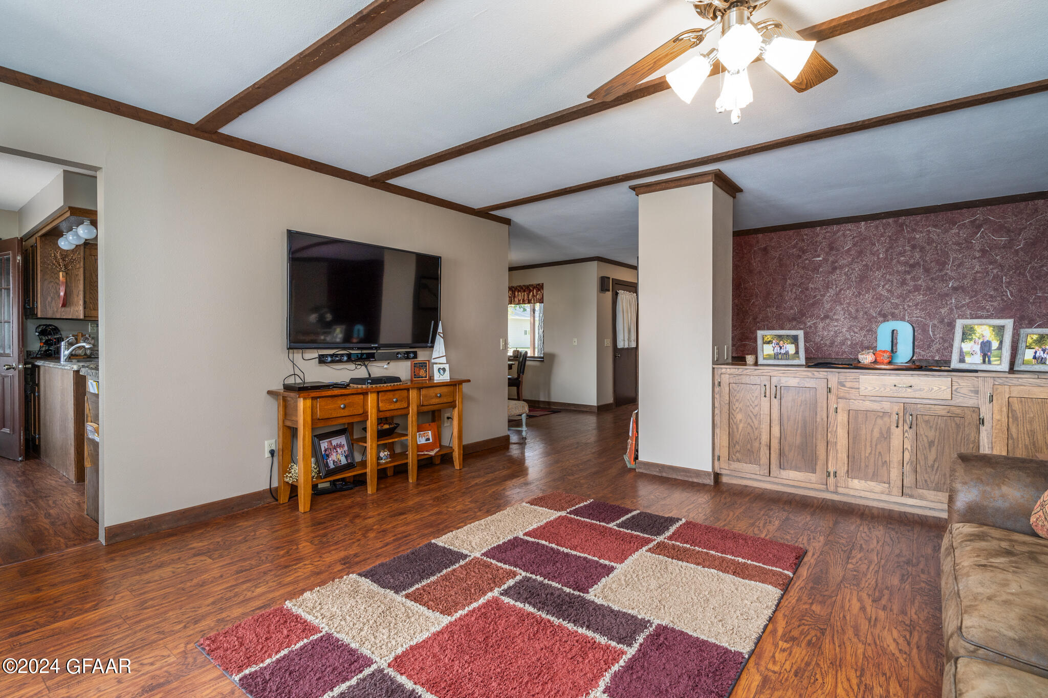 15861 SANDY BEACH Road SE