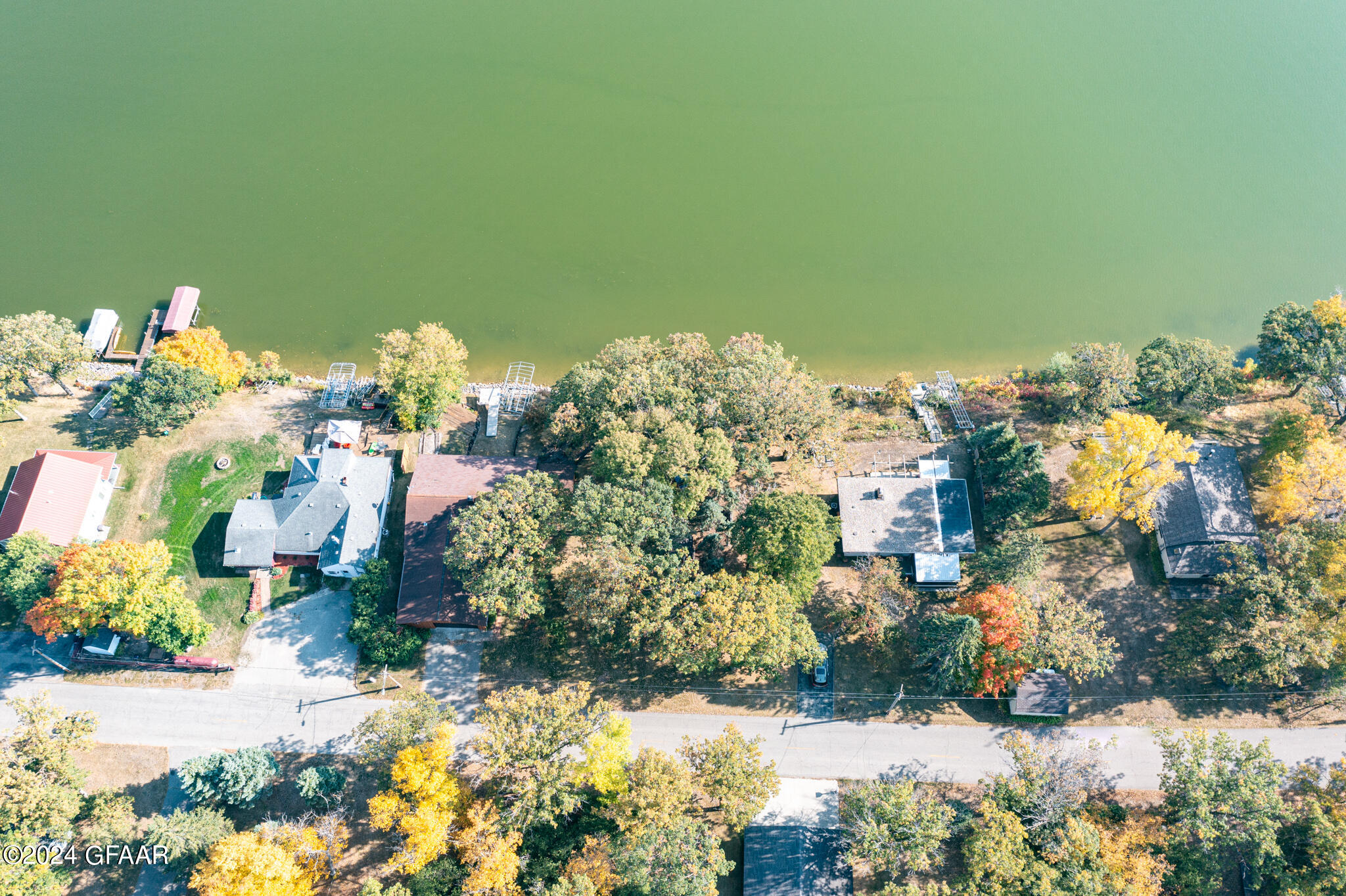 15861 SANDY BEACH Road SE