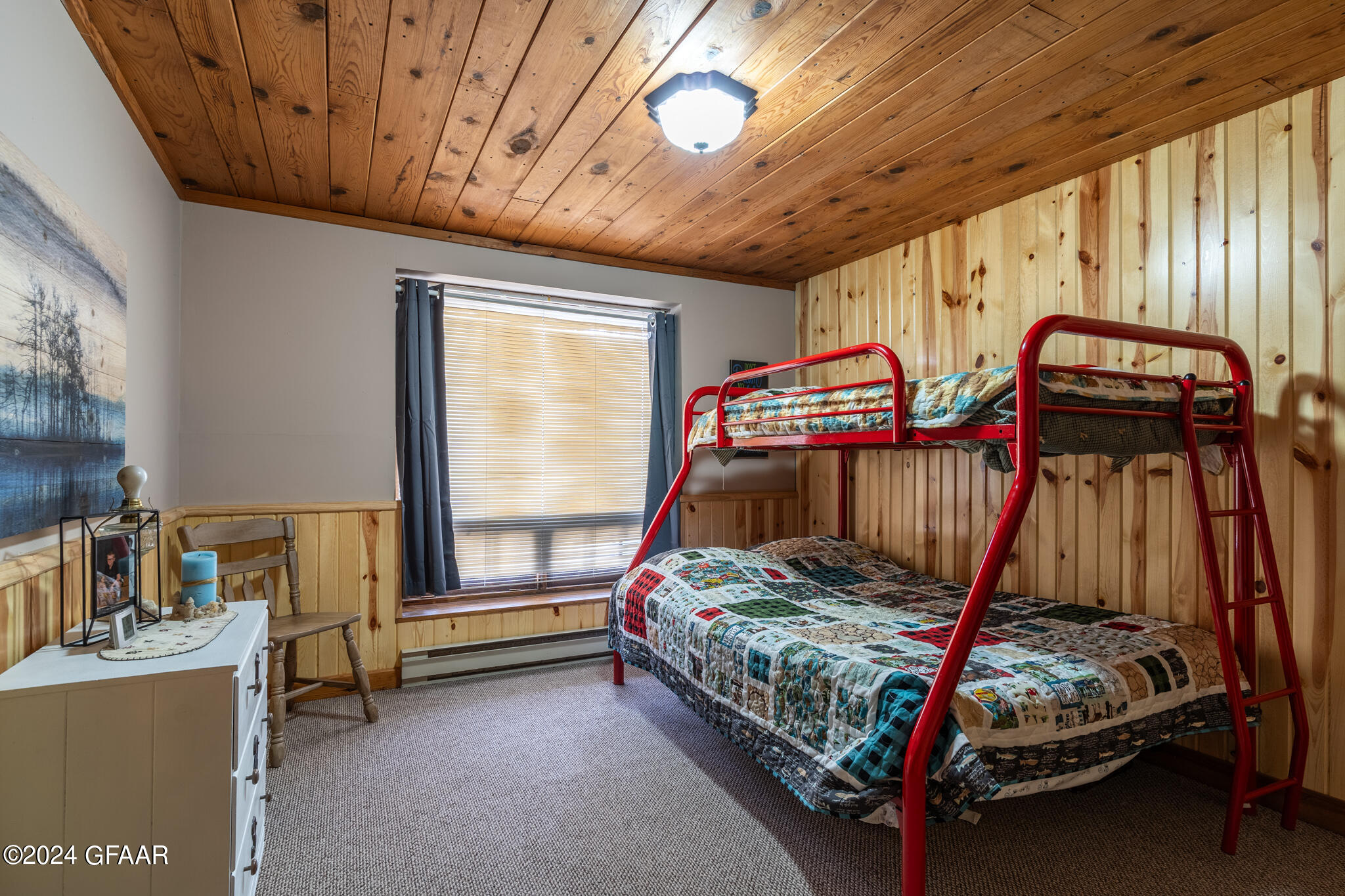 15861 SANDY BEACH Road SE