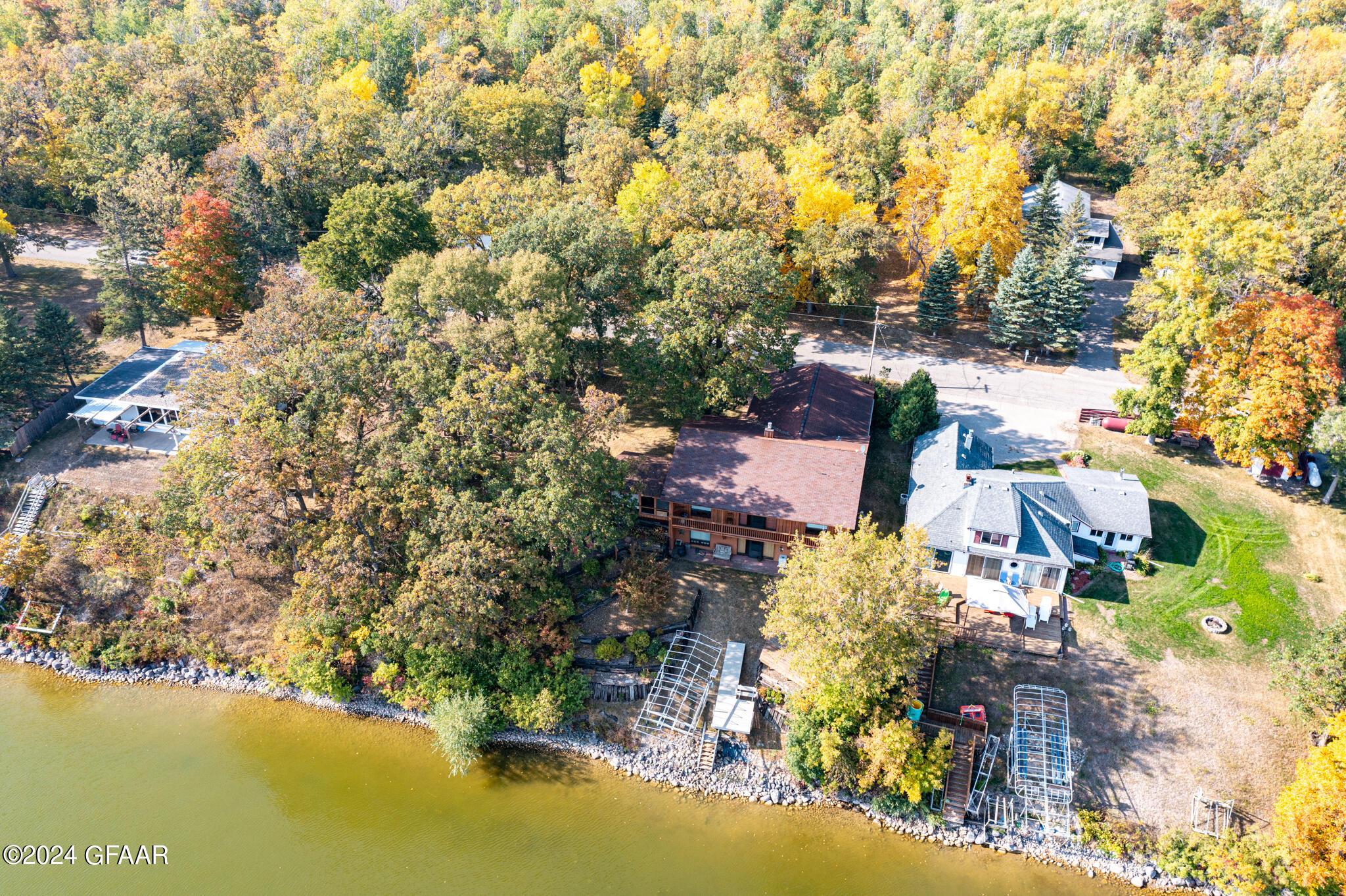 15861 SANDY BEACH Road SE