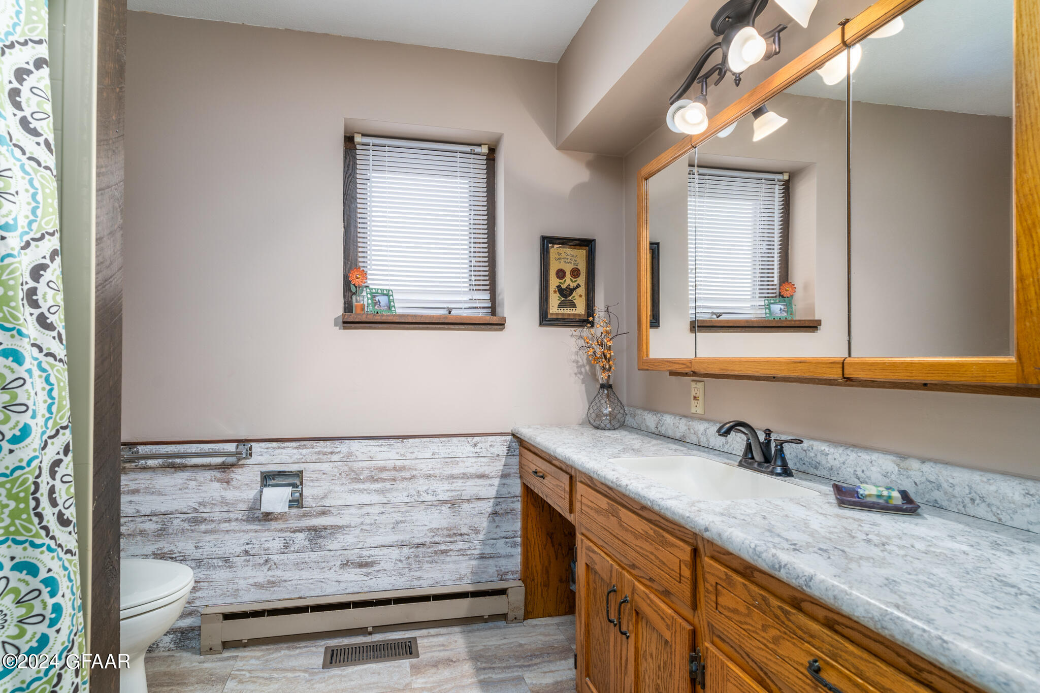 15861 SANDY BEACH Road SE