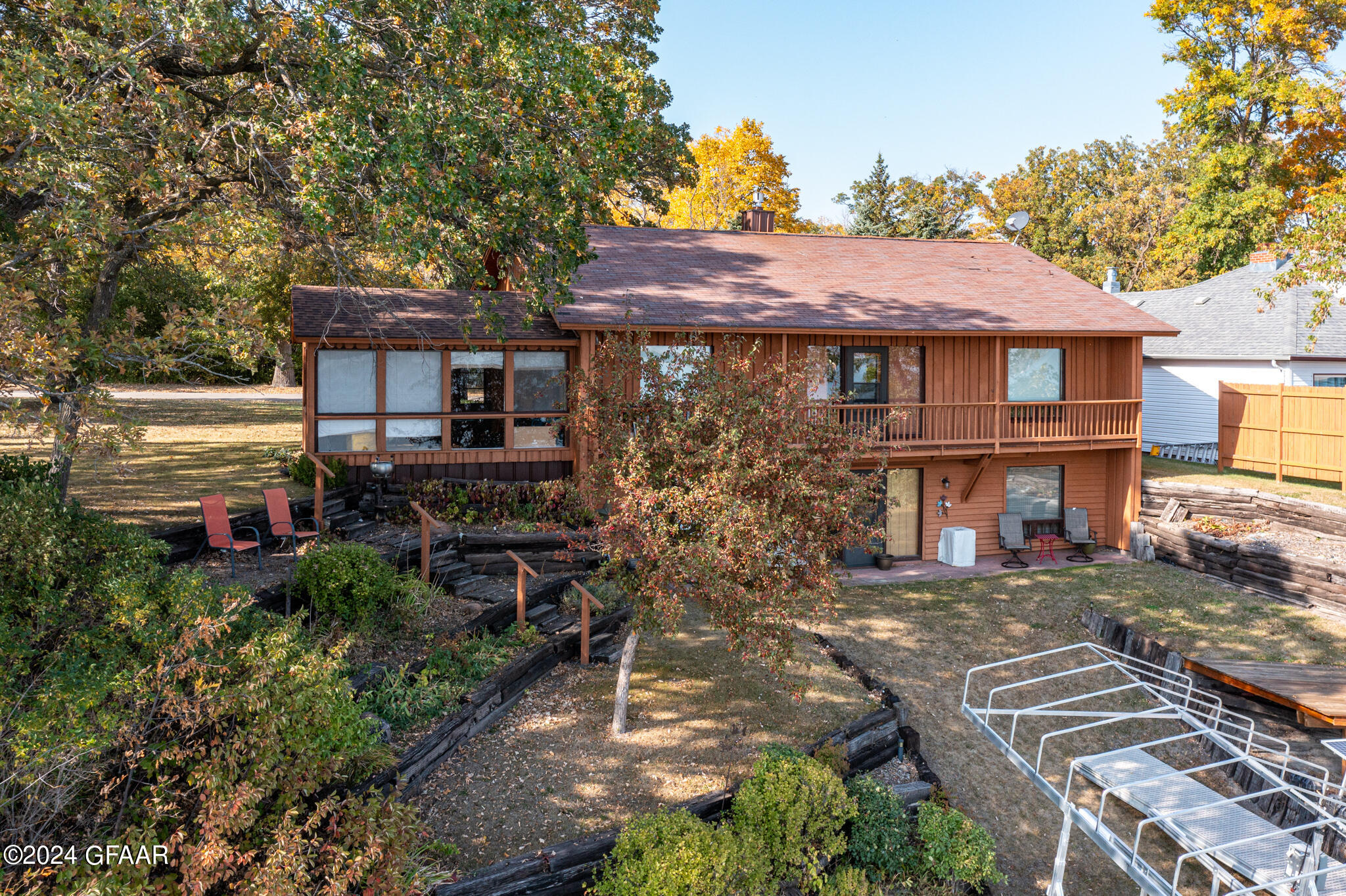 15861 SANDY BEACH Road SE