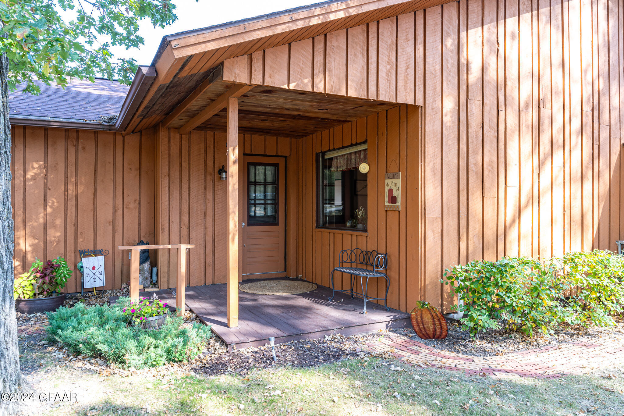 15861 SANDY BEACH Road SE