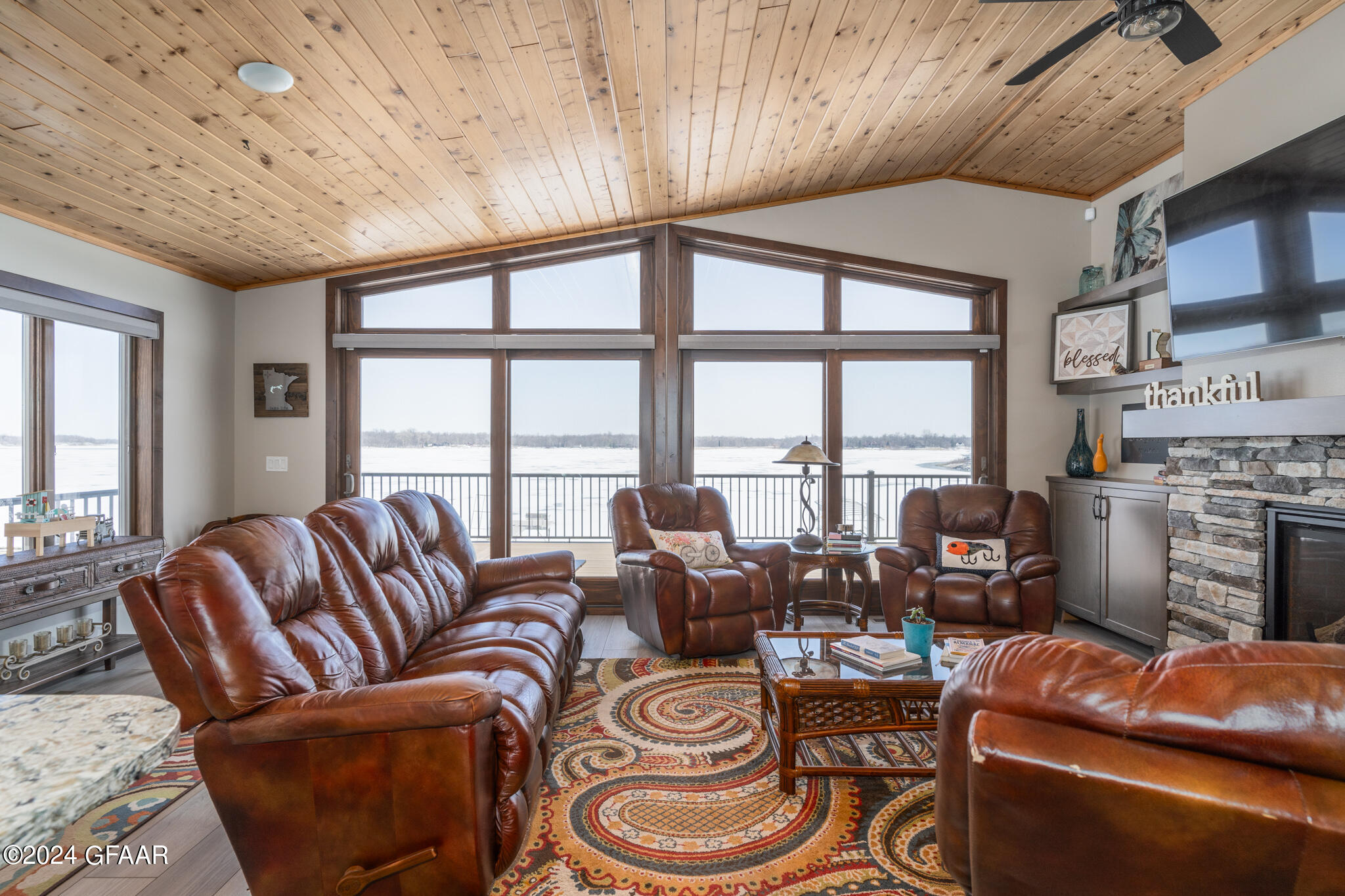38880 POISSANT Drive SE