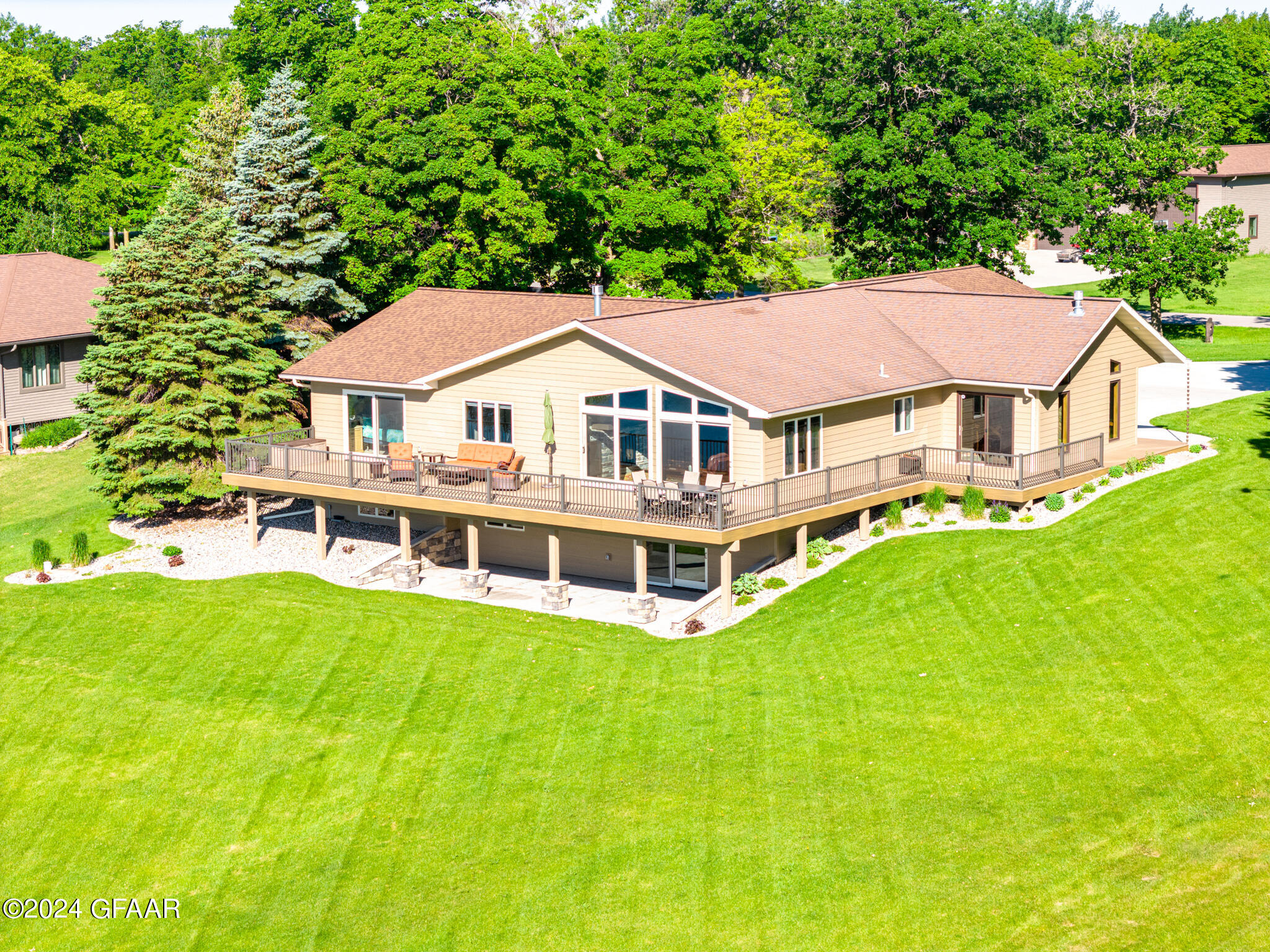 38880 POISSANT Drive SE