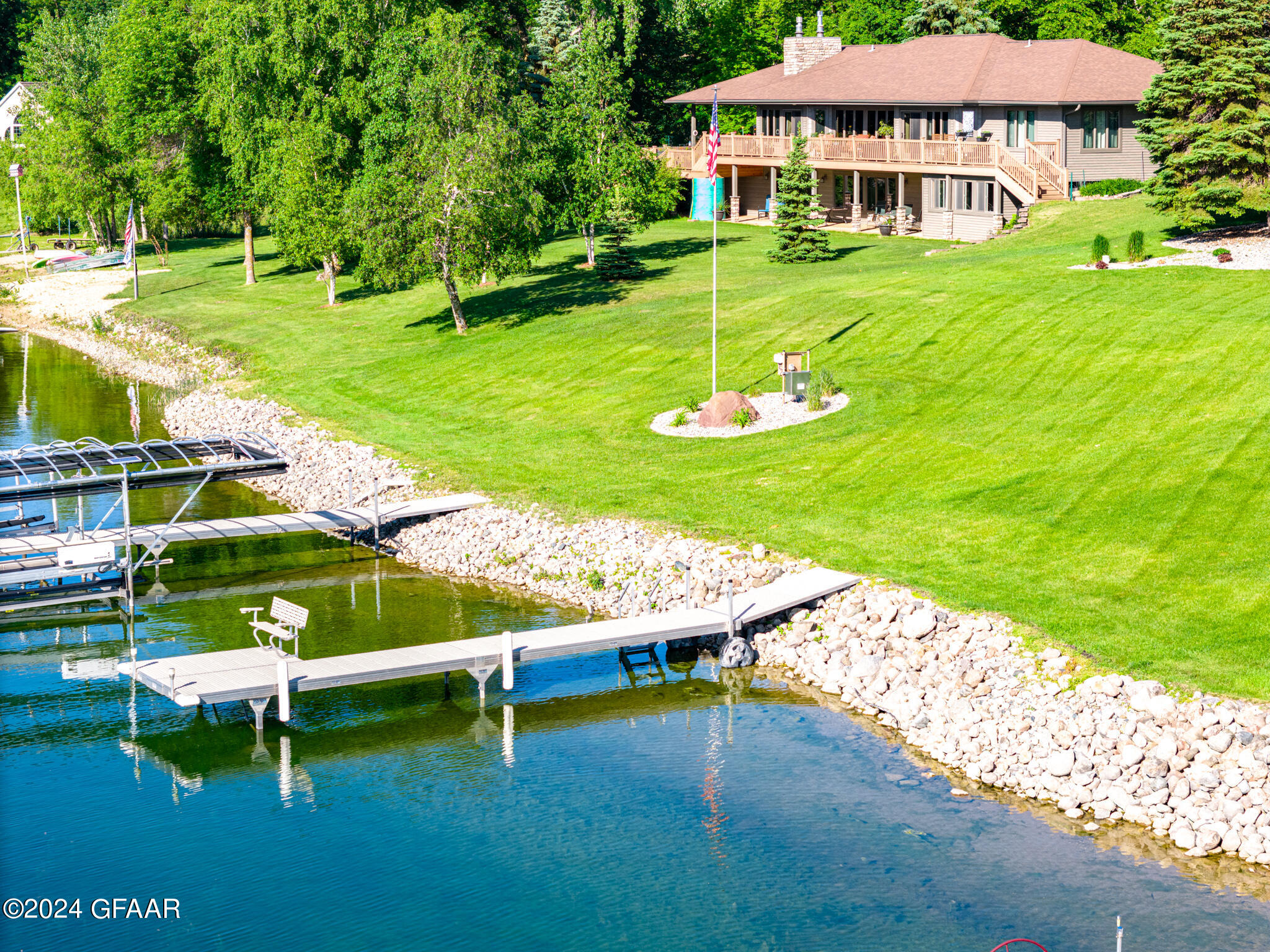 38880 POISSANT Drive SE