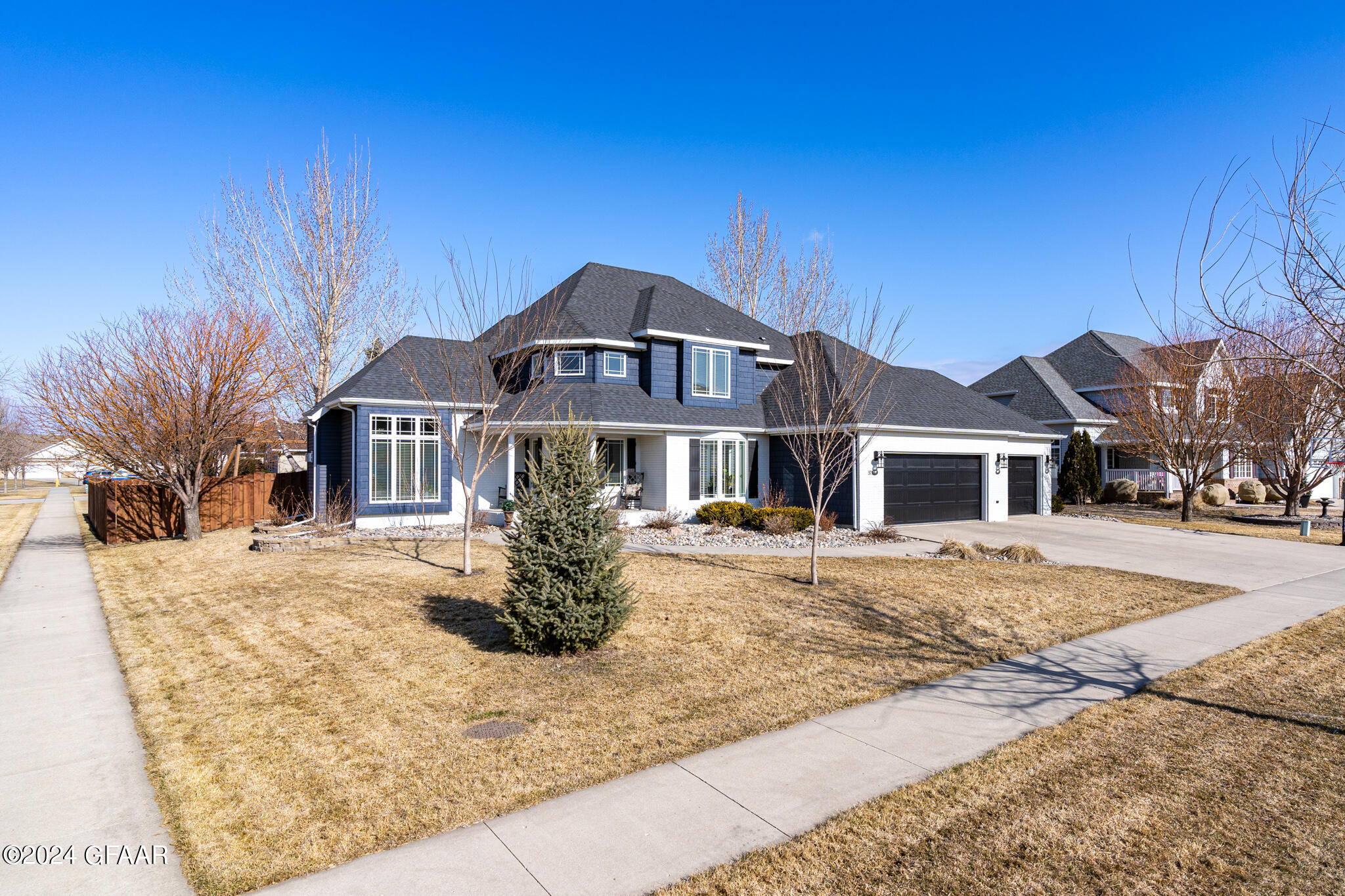 5796 PINEHURST Drive