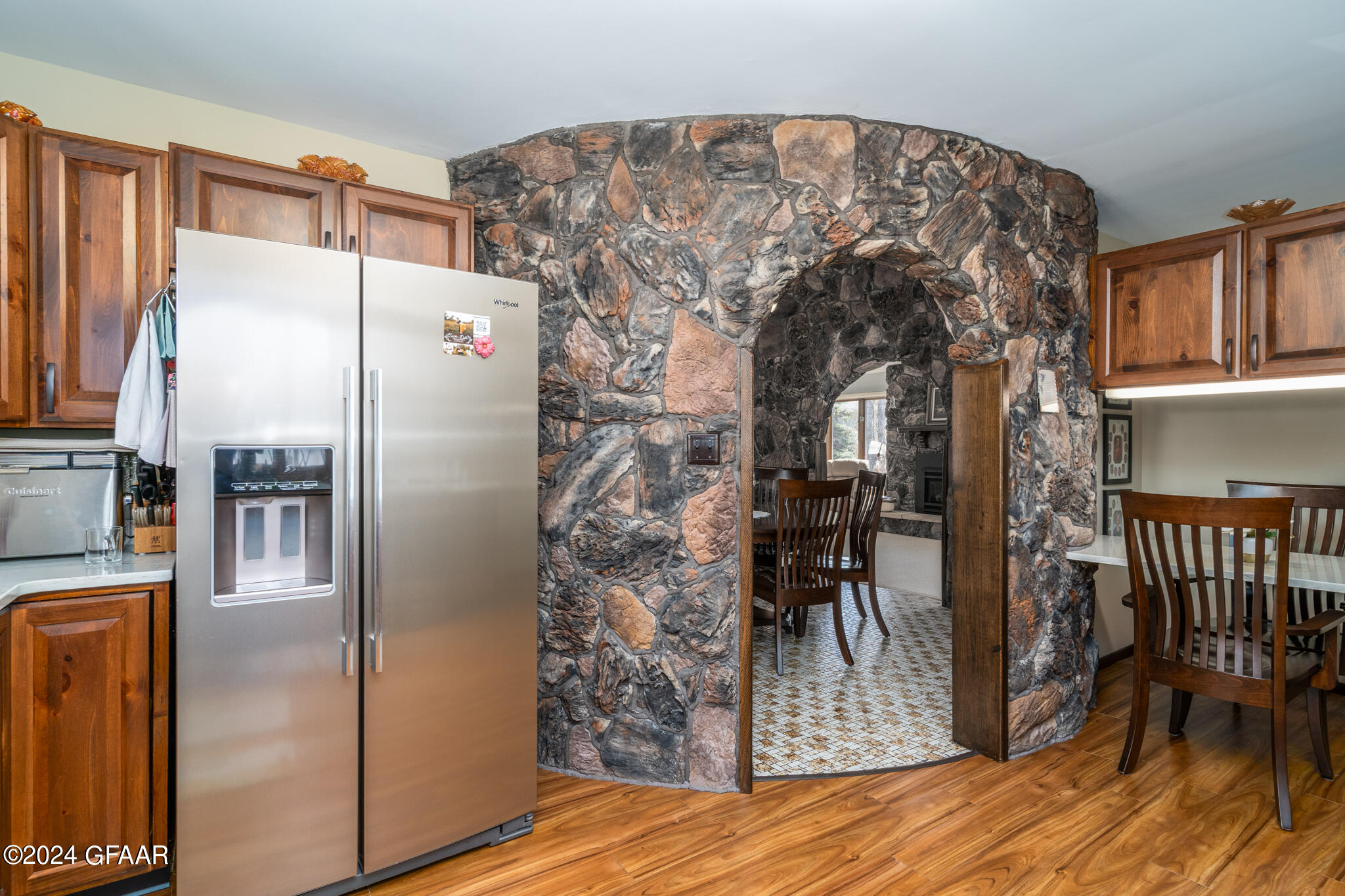 205 LEEWARD HILLS Lane