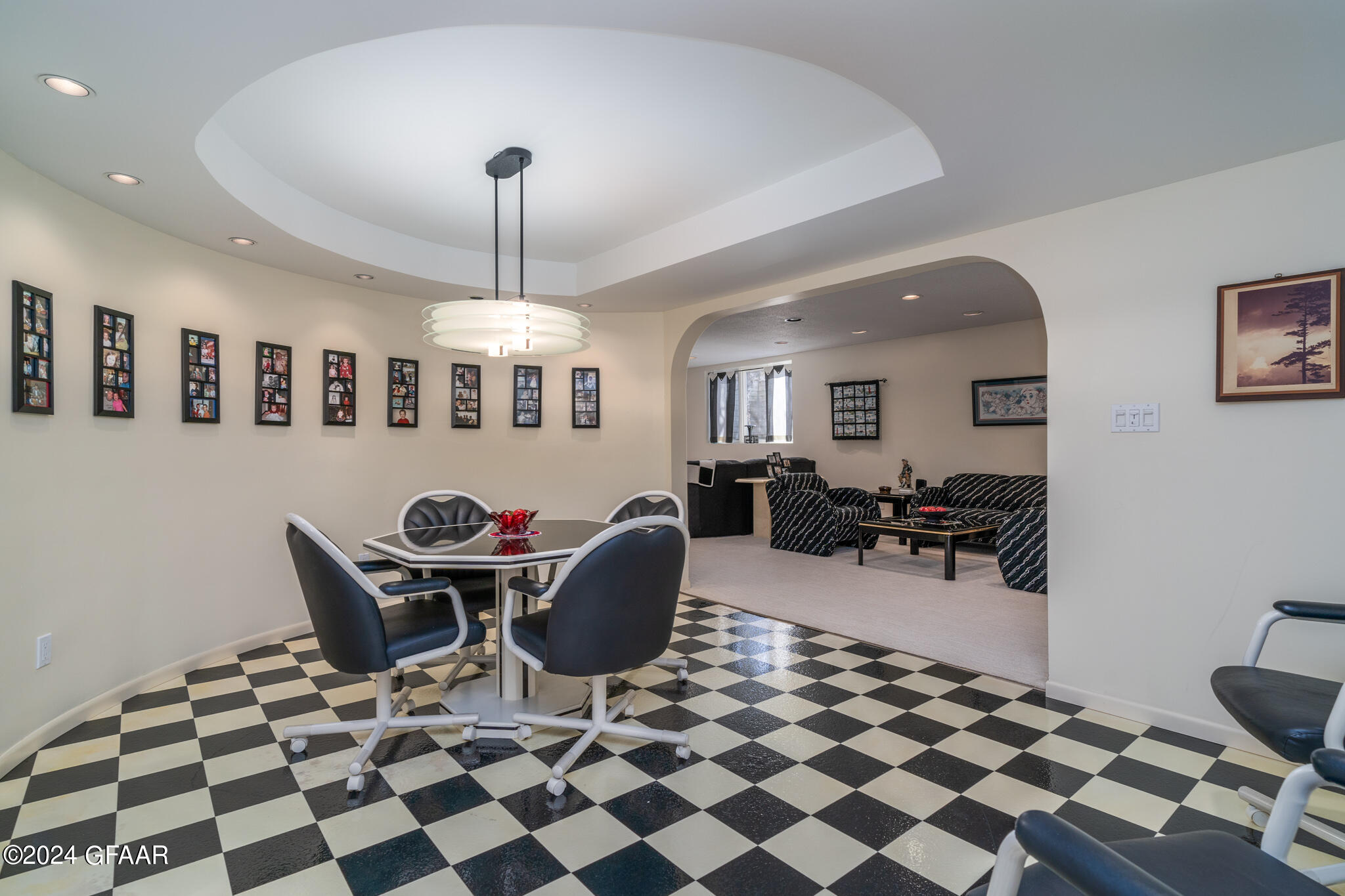 205 LEEWARD HILLS Lane