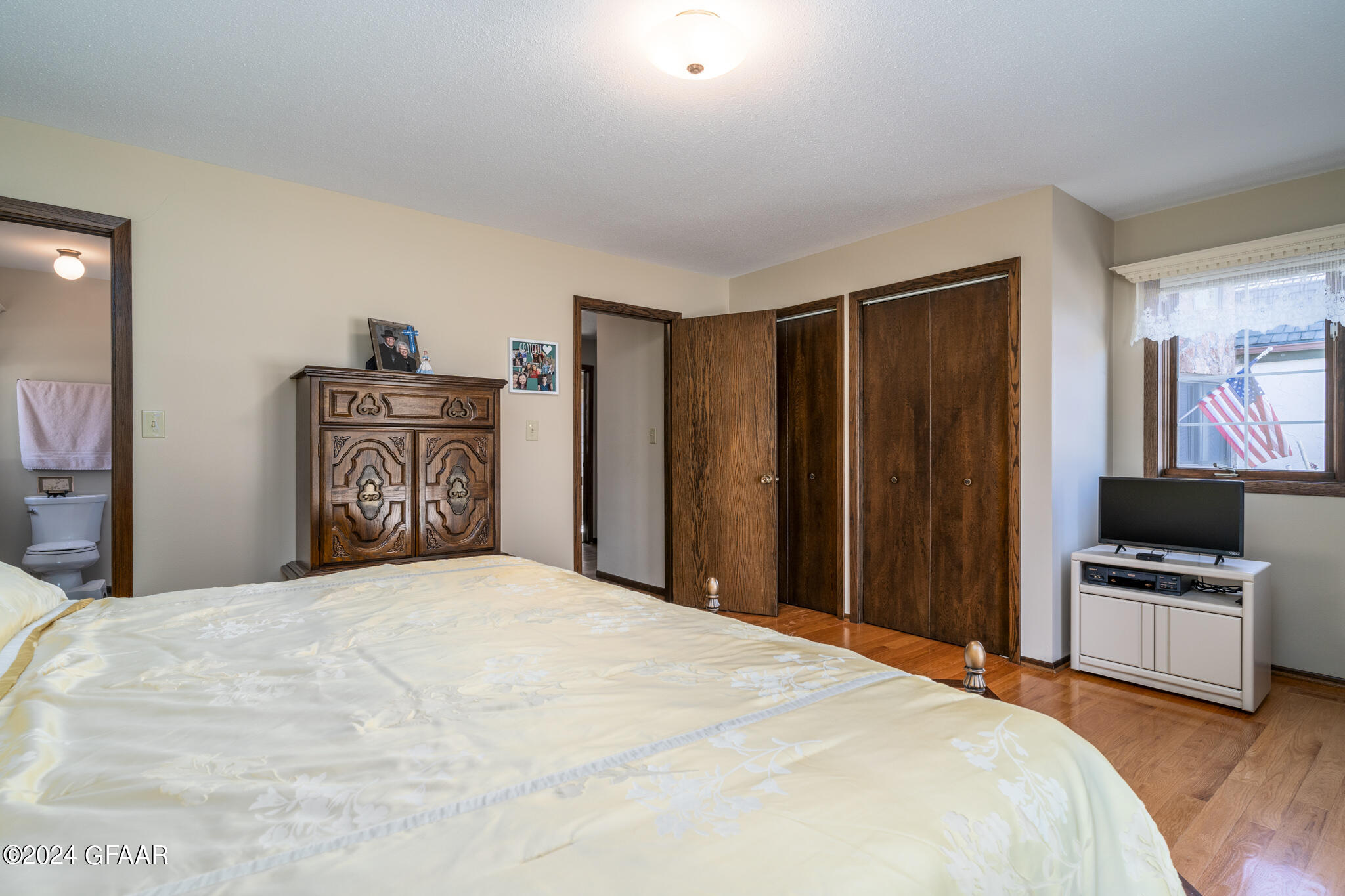 205 LEEWARD HILLS Lane