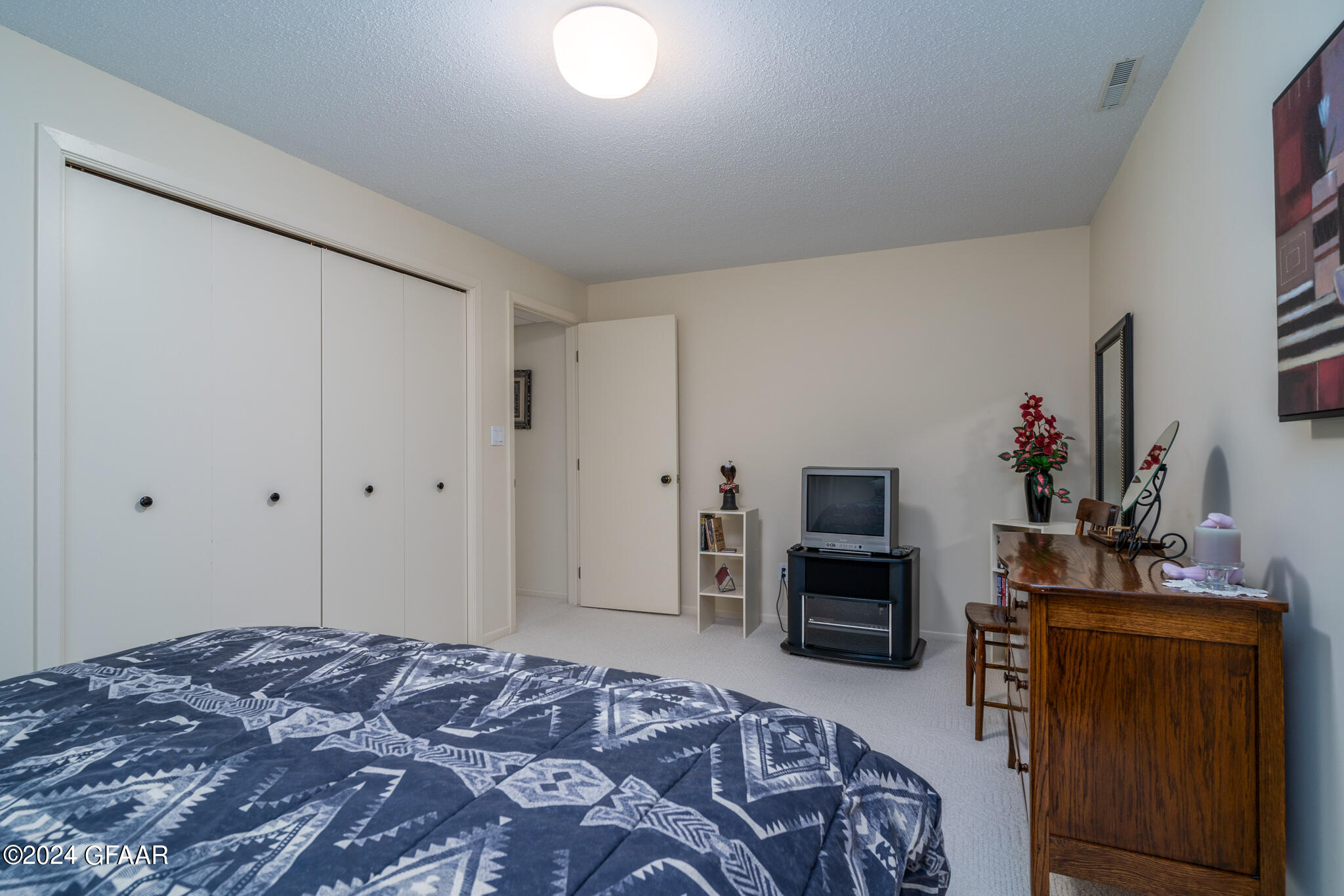 205 LEEWARD HILLS Lane